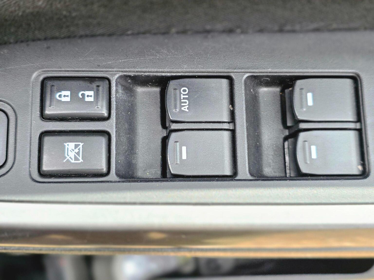 2019 Suzuki Vitara image 36