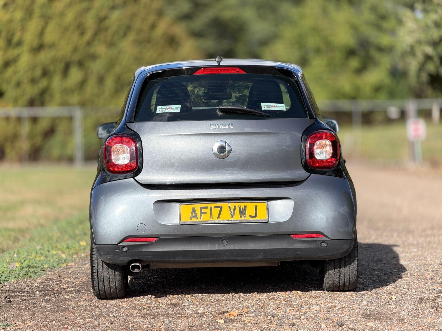 2017 Smart forfour image 9