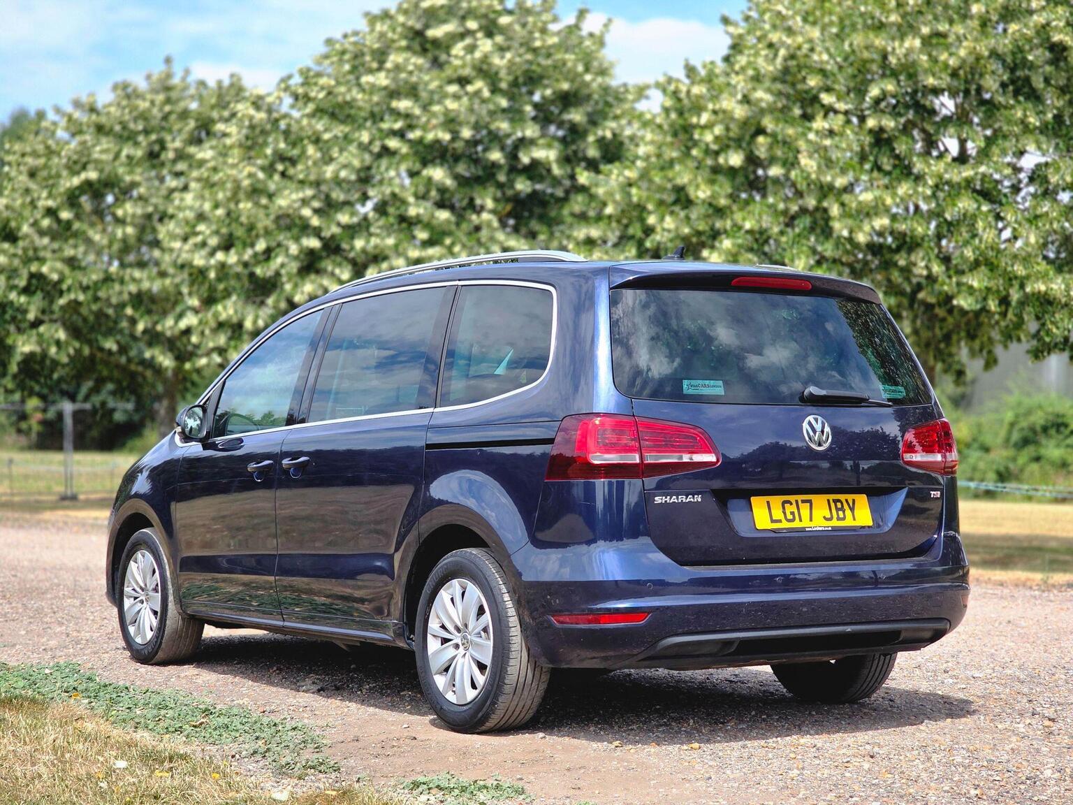 2017 Volkswagen Sharan image 12