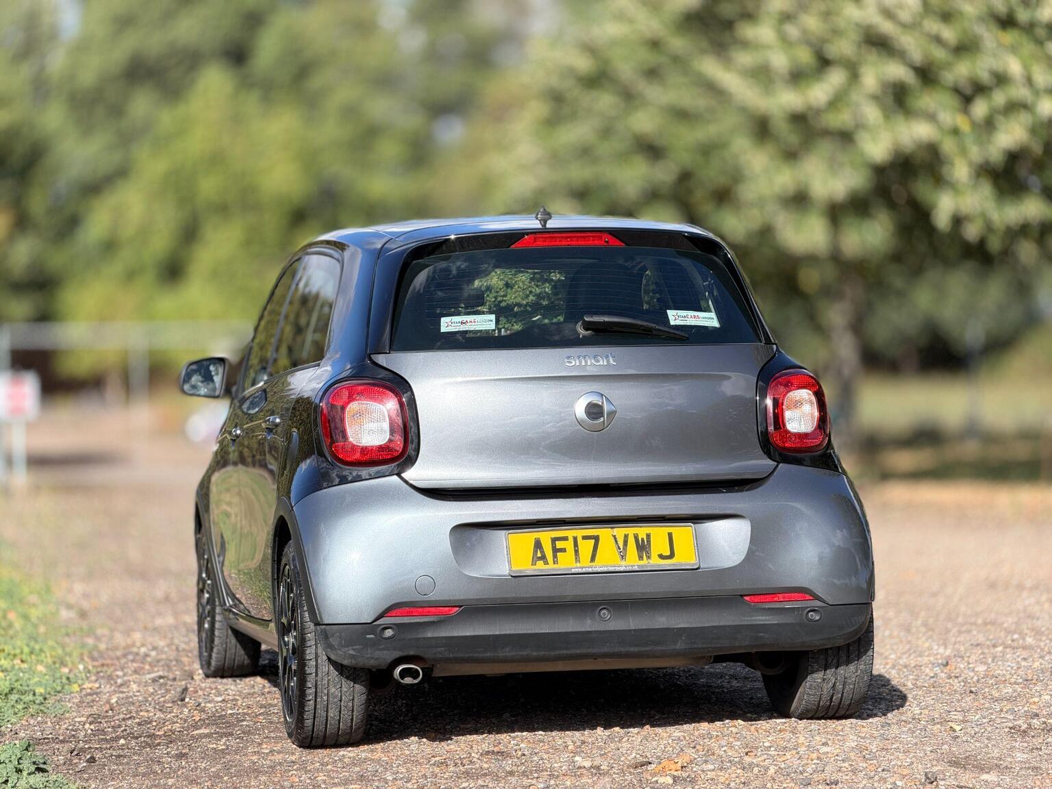 2017 Smart forfour image 11