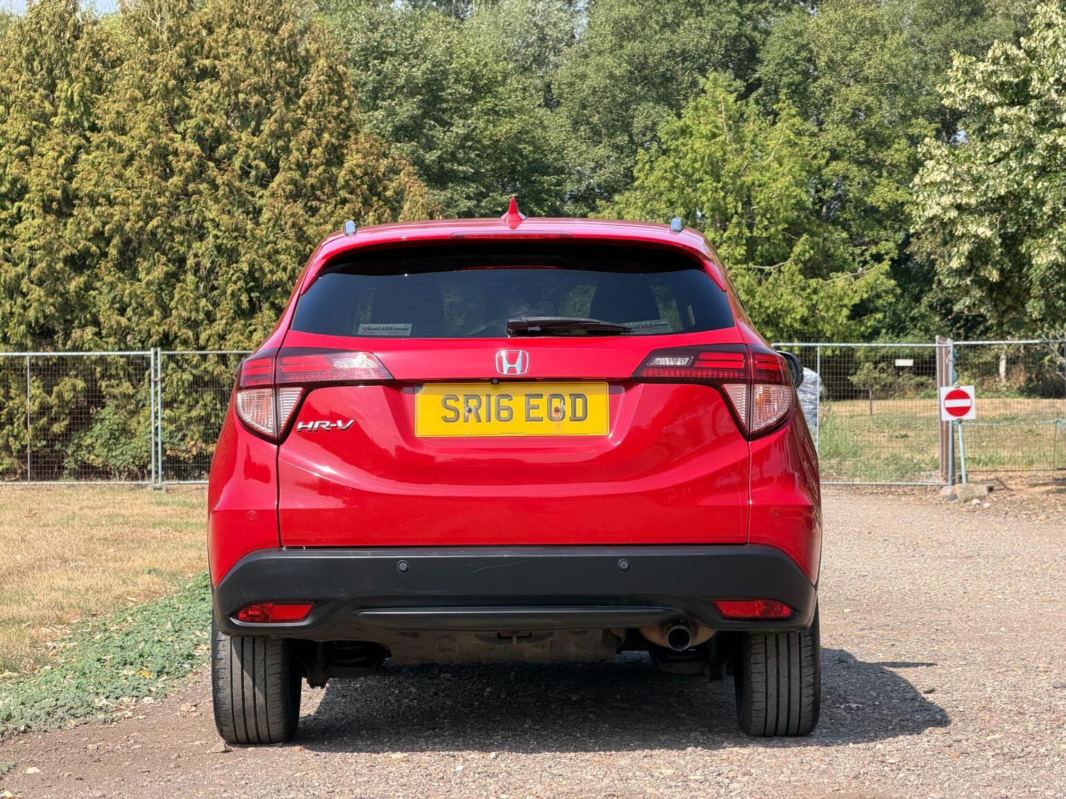 2016 Honda HR-V image 9