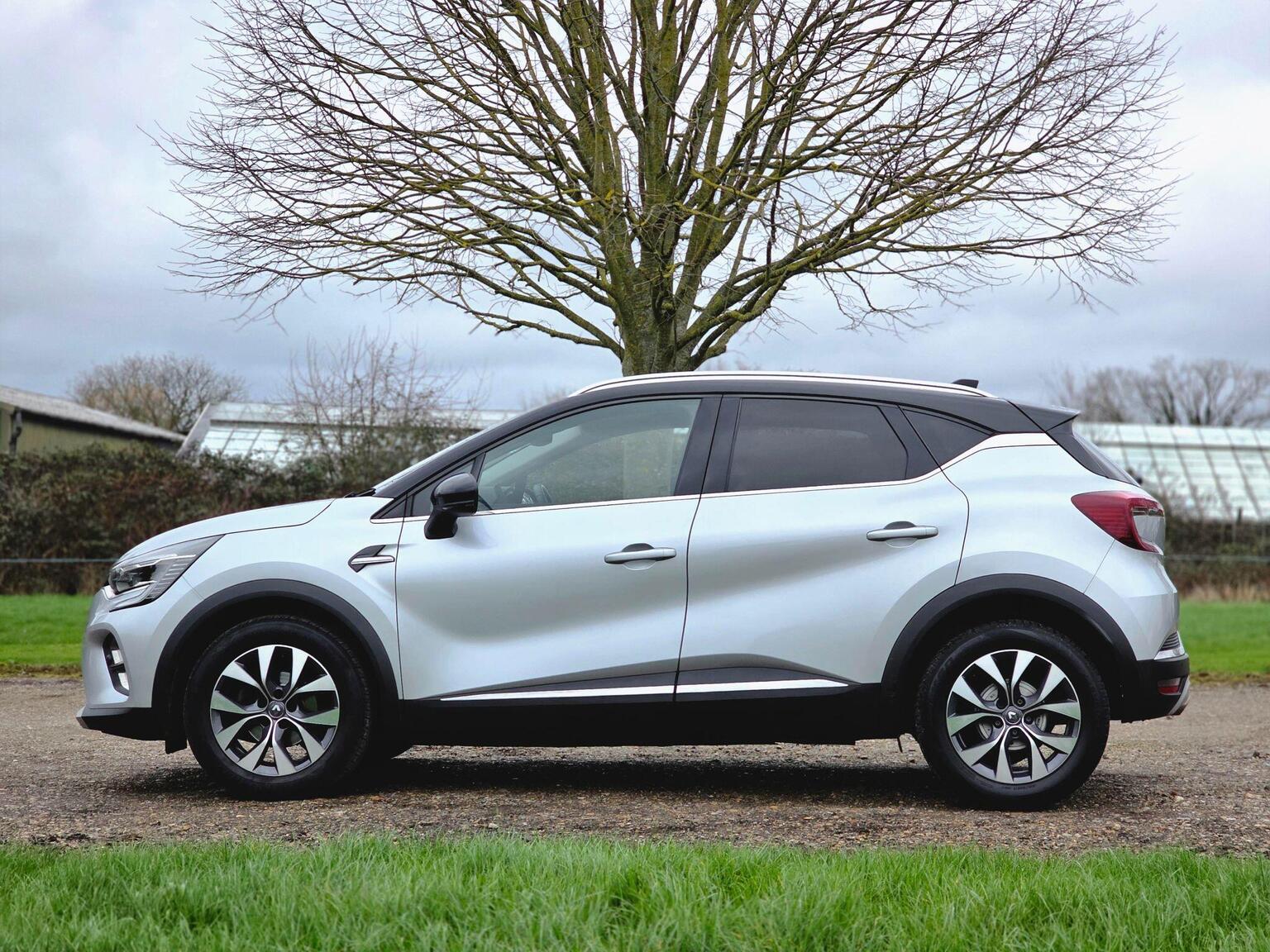2020 Renault Captur image 13