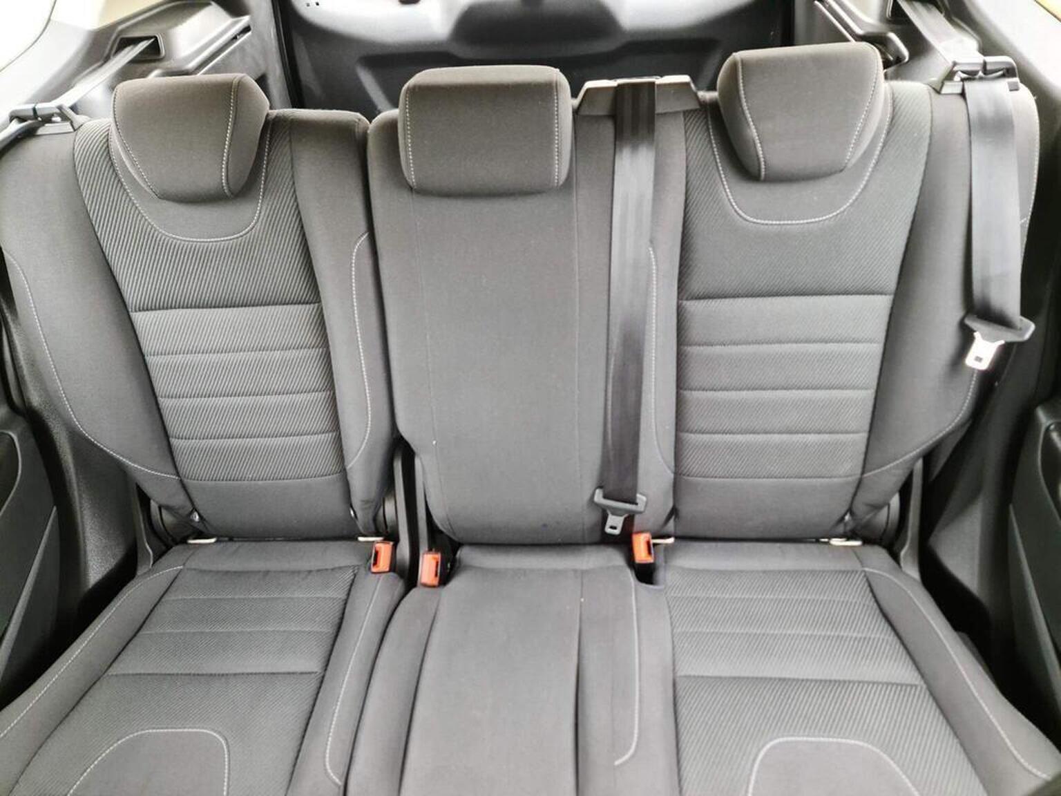 2015 Ford Kuga image 23