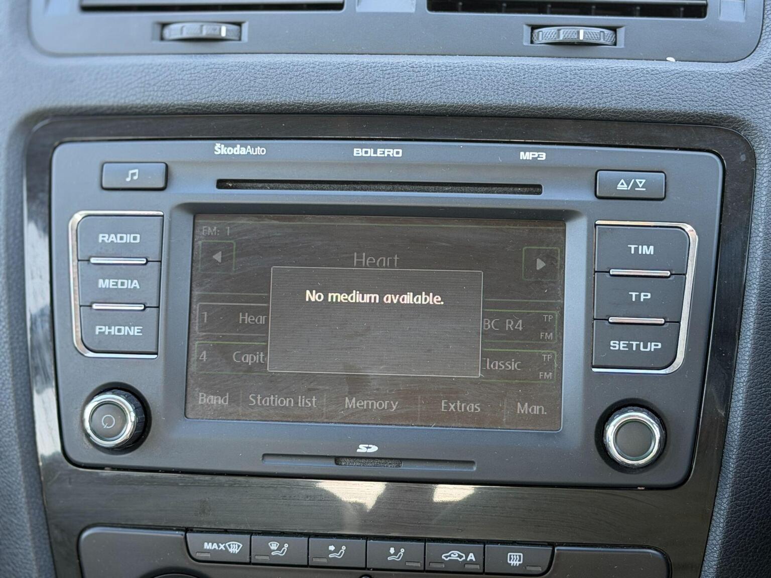 2009 Skoda Octavia image 33