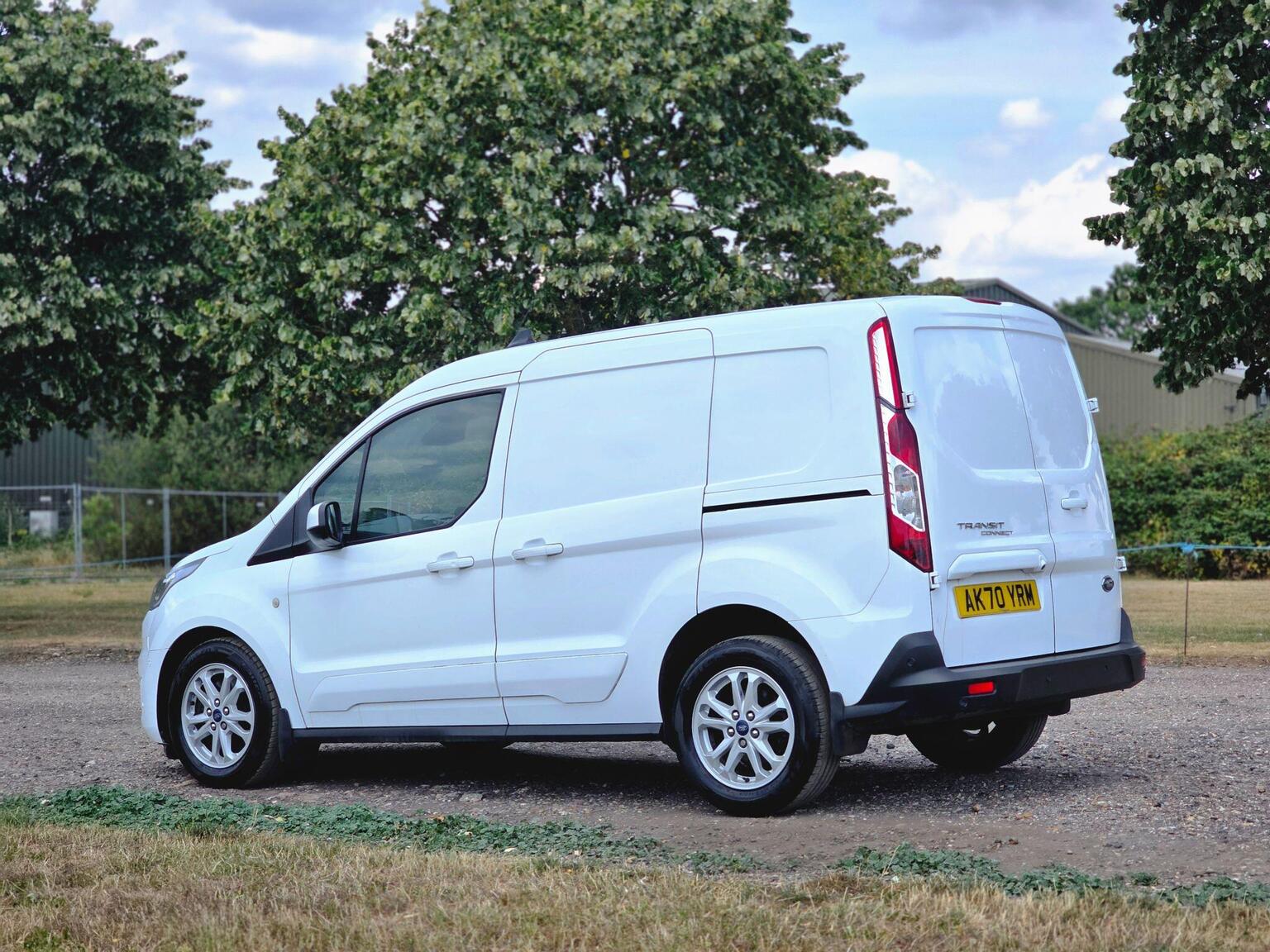 2020 Ford Transit Connect image 13