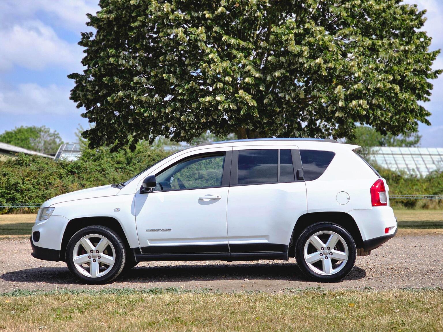 2012 Jeep Compass image 16