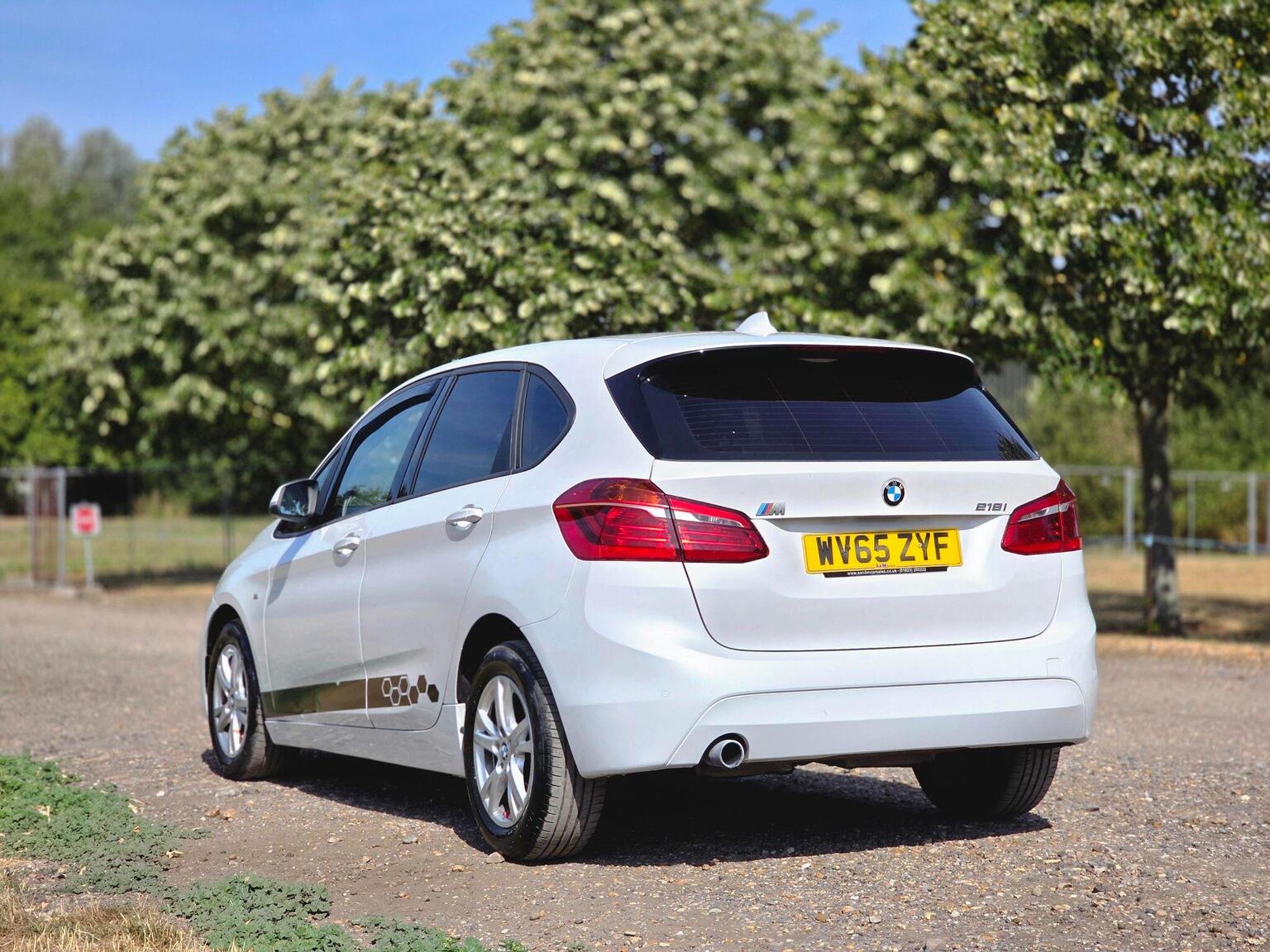 2015 BMW 2 Series Active Tourer image 12