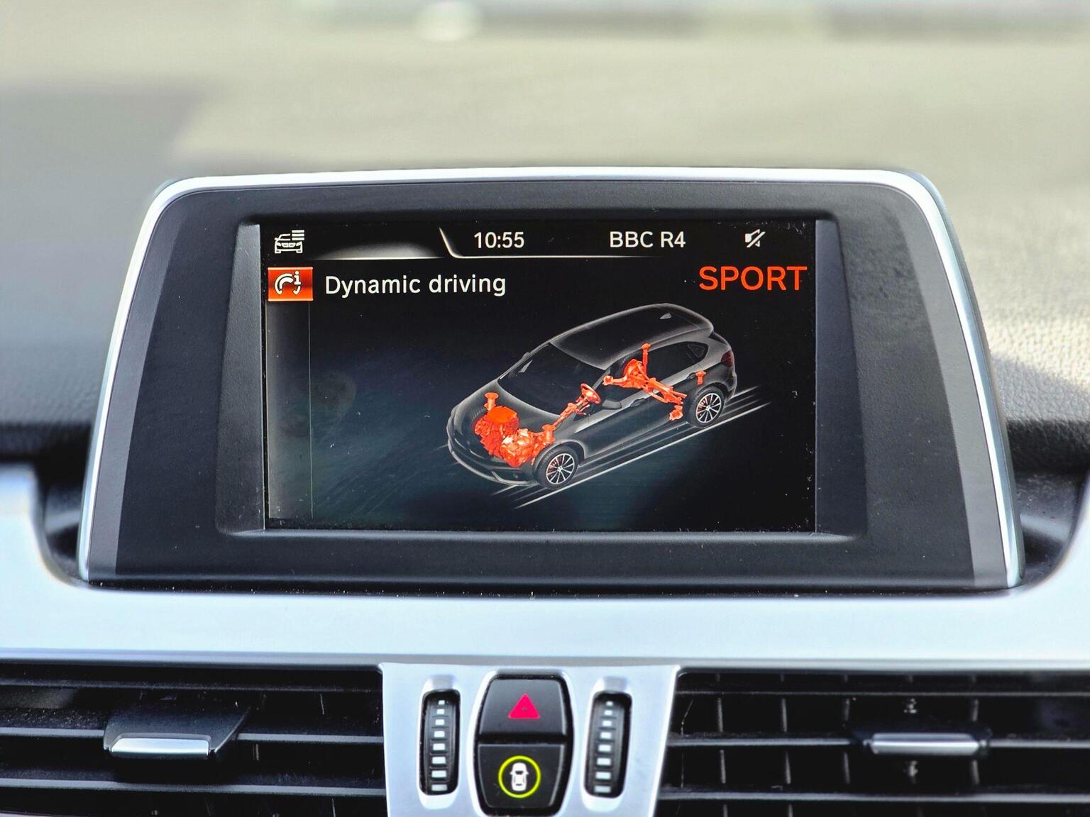 2015 BMW 2 Series Active Tourer image 47