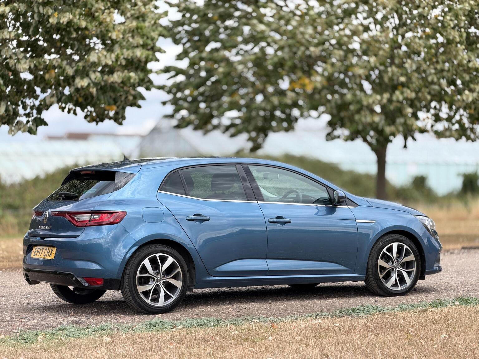 2017 Renault Megane image 4