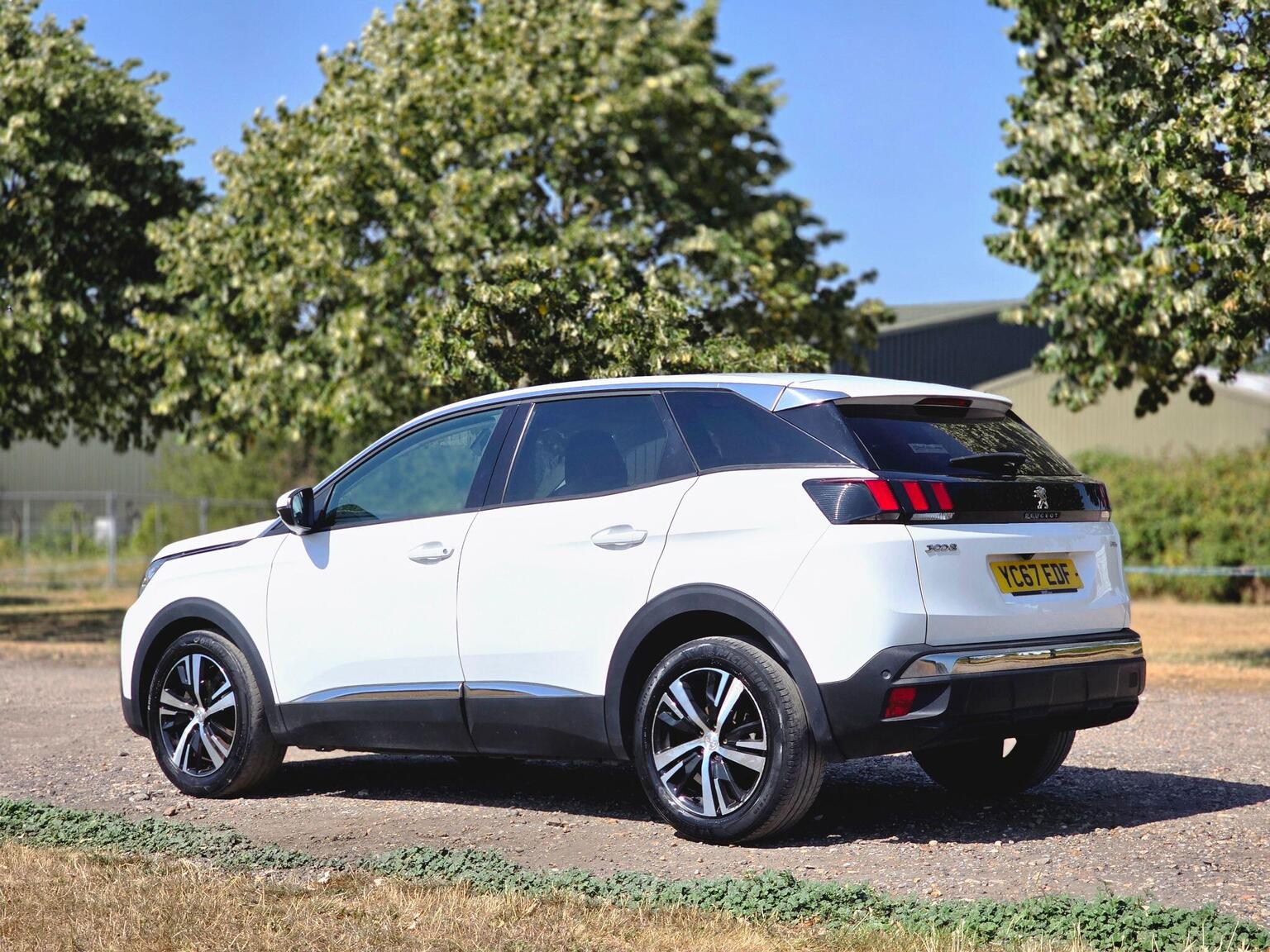 2017 Peugeot 3008 image 13