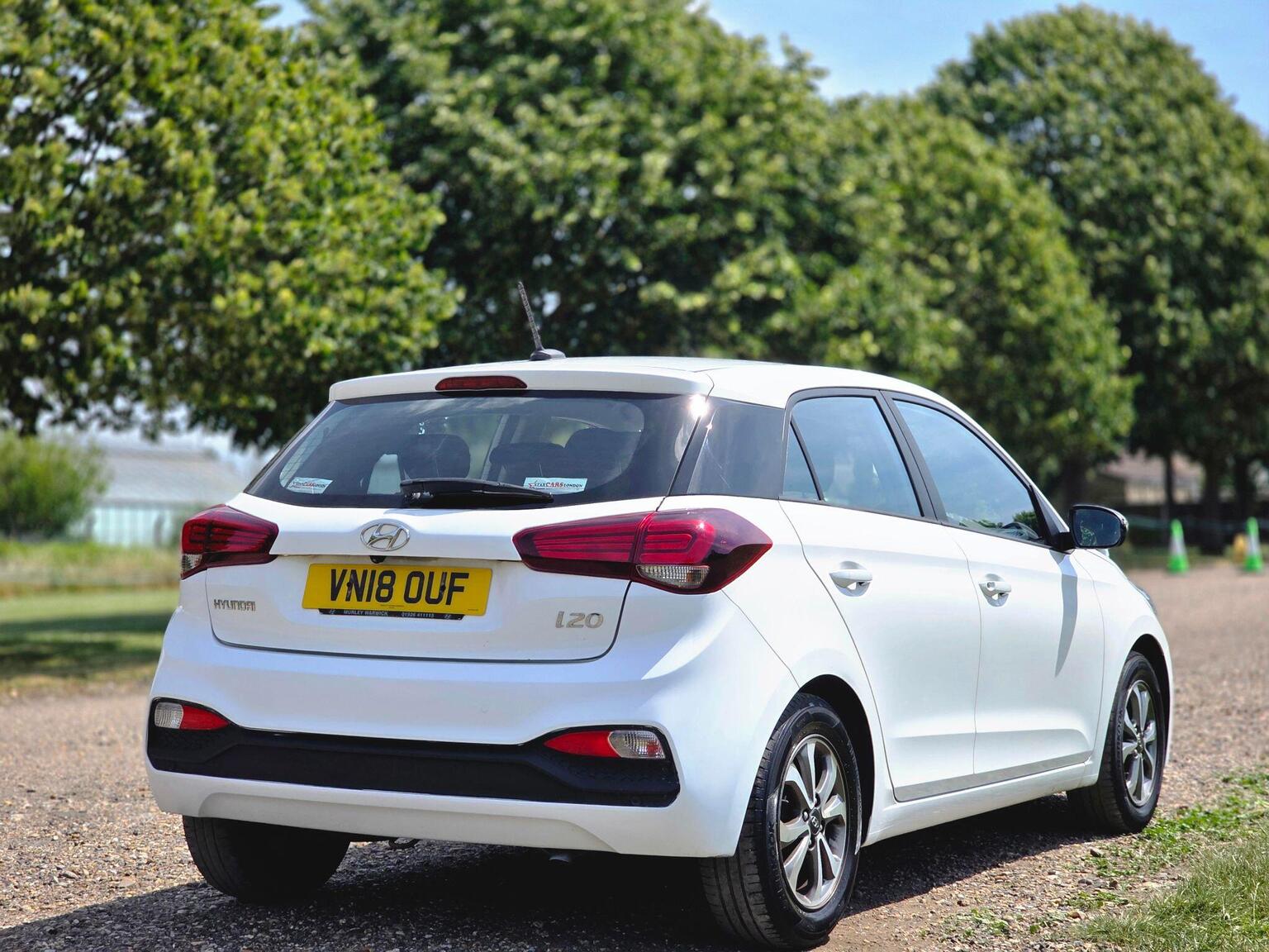 2018 Hyundai i20 image 6