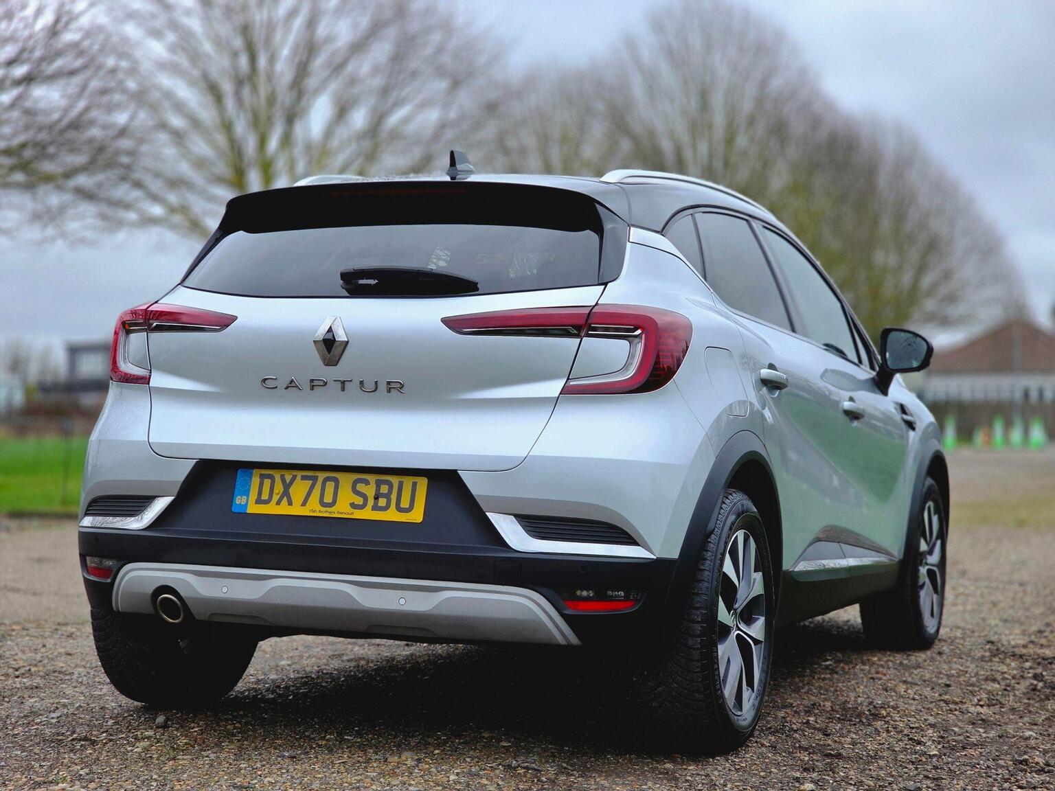 2020 Renault Captur image 7