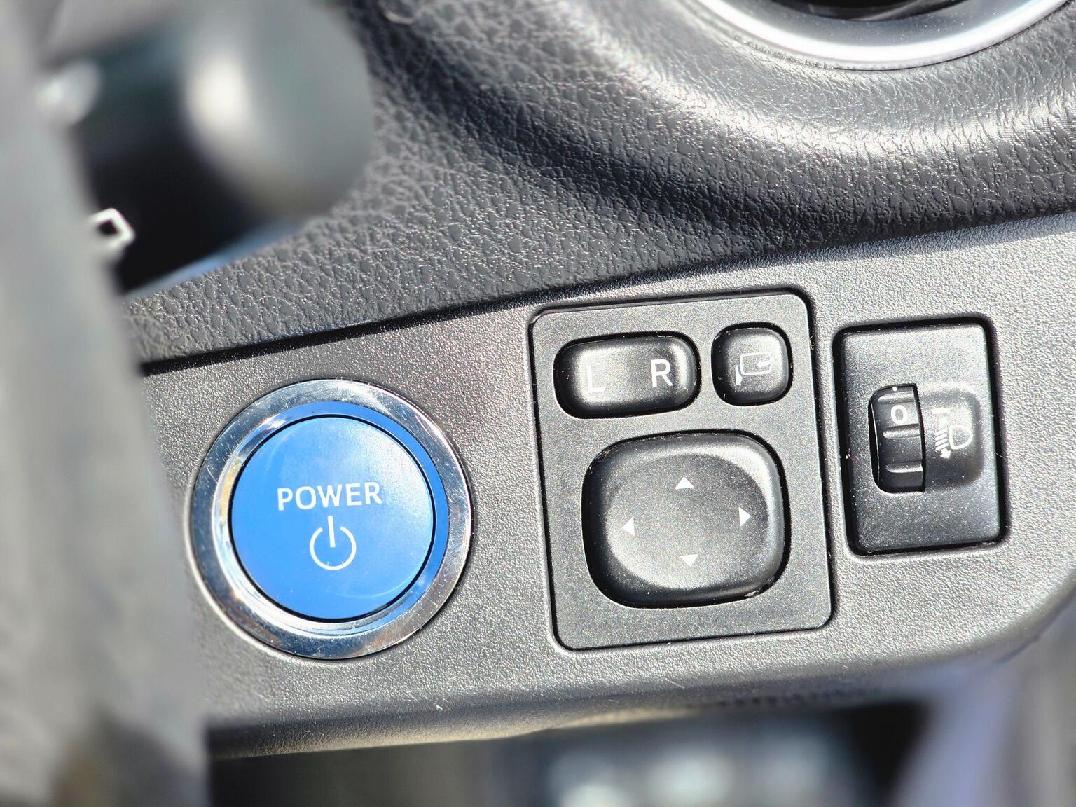 2019 Toyota Yaris image 34