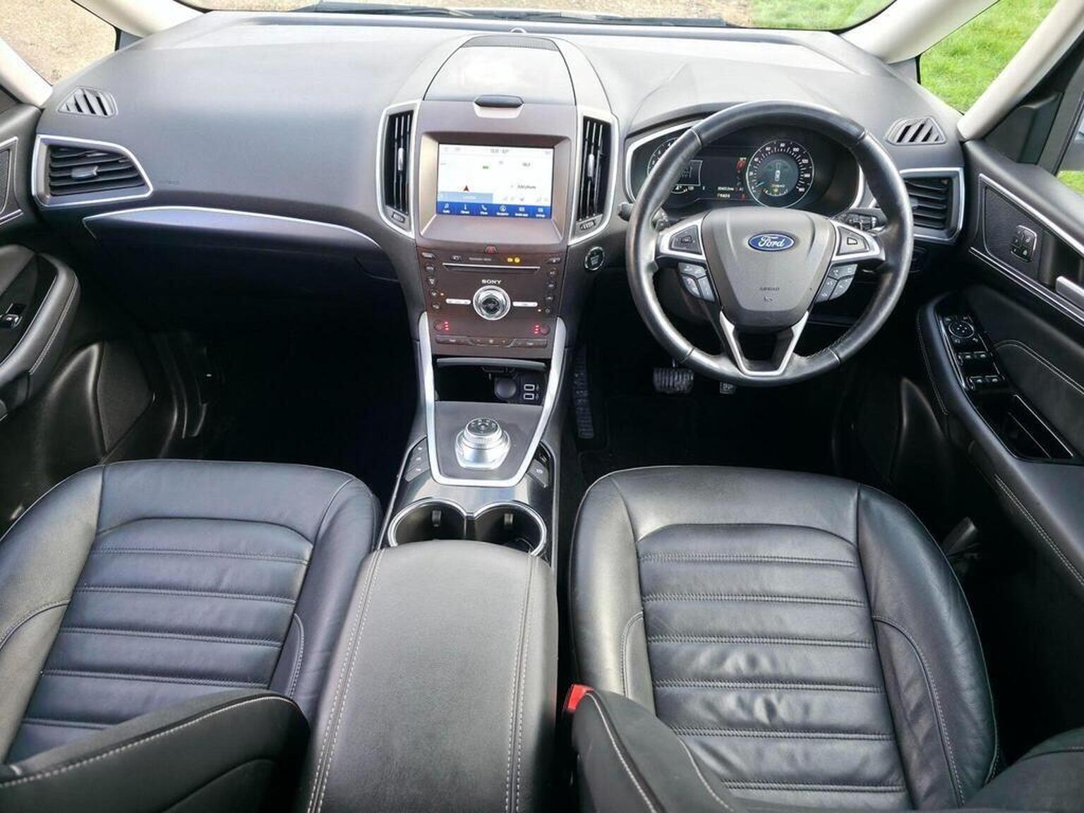 2021 Ford Galaxy image 30