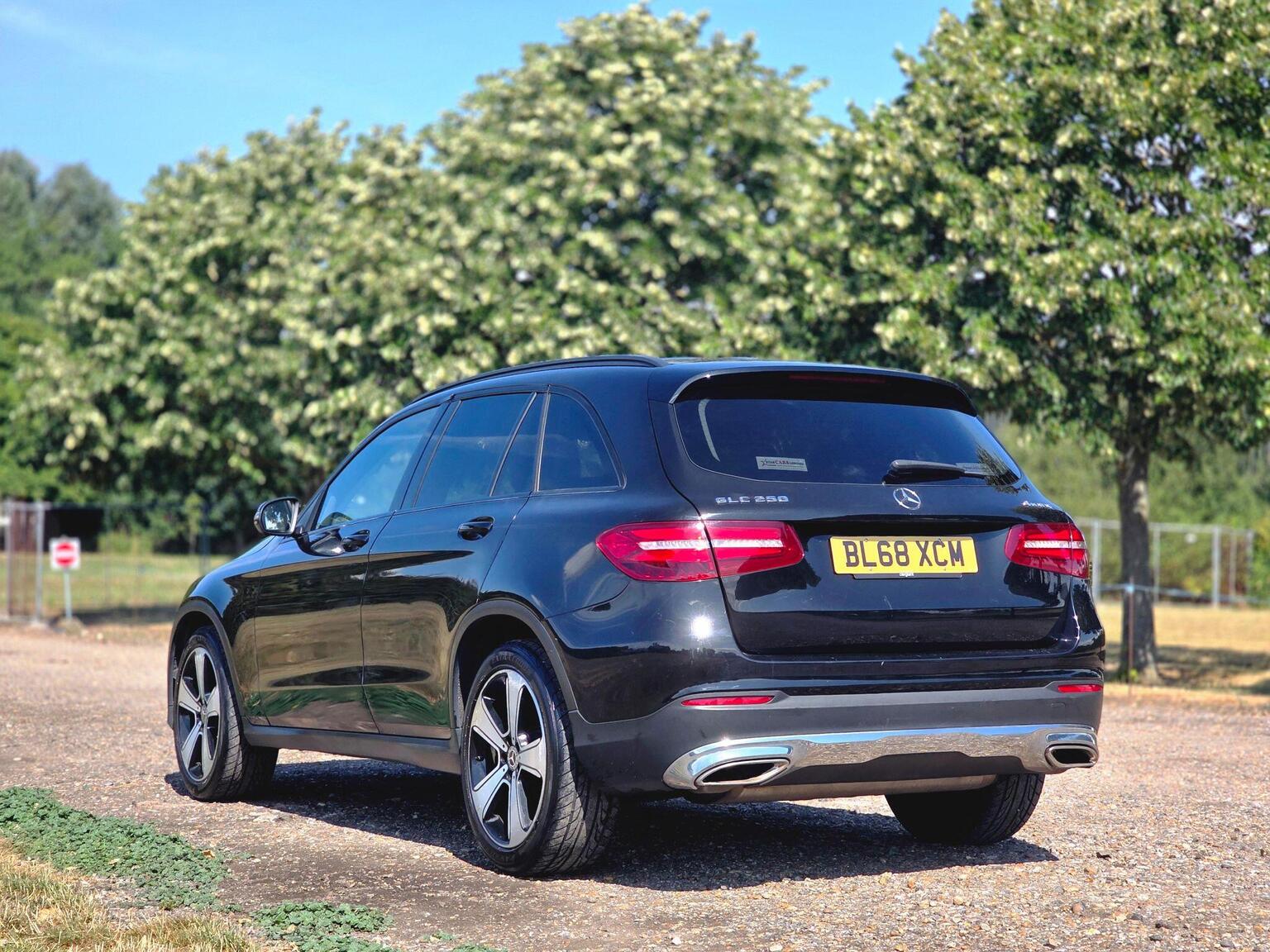 2018 Mercedes-Benz GLC image 12