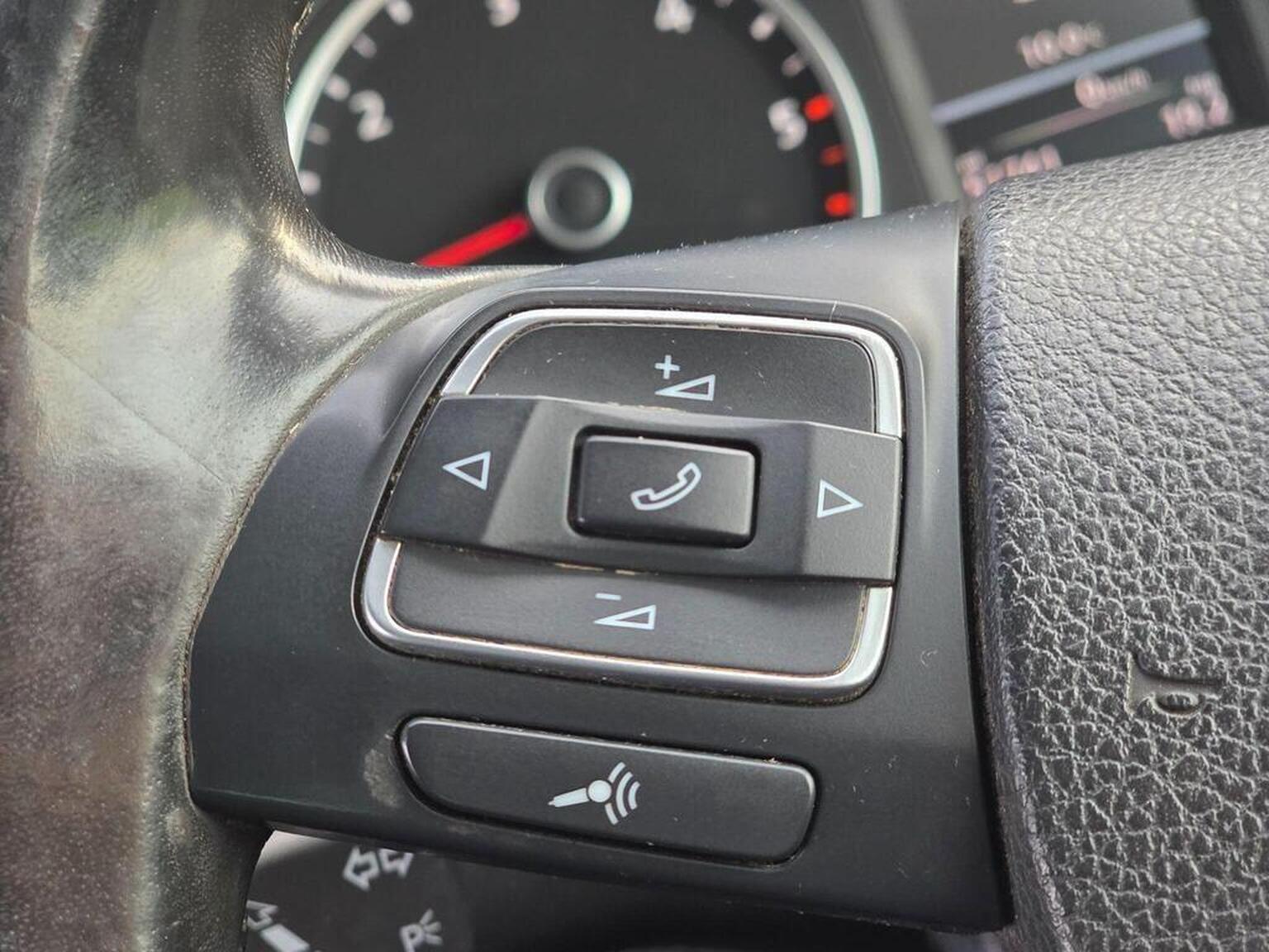 2014 Volkswagen Tiguan image 34