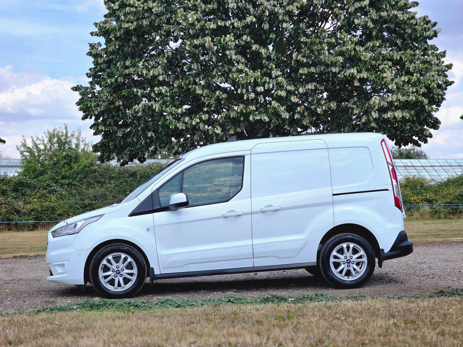 2020 Ford Transit Connect image 15