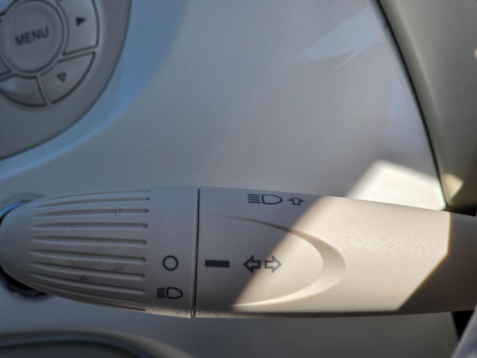 2012 Fiat 500 image 39
