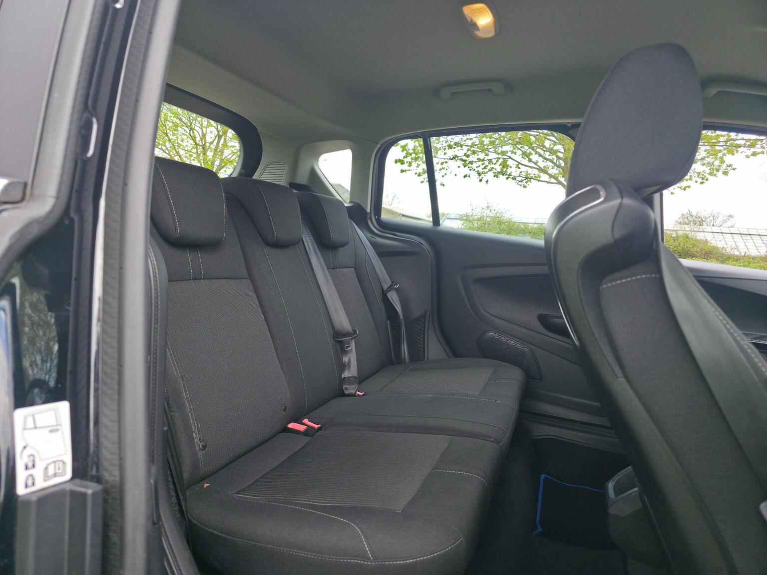 2015 Ford B-Max image 21