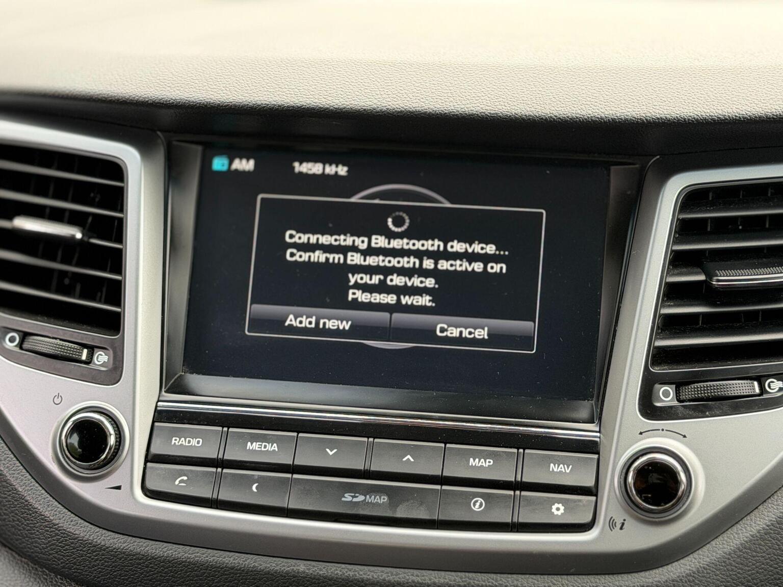 2017 Hyundai TUCSON image 44