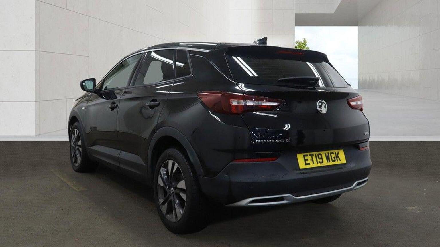 2019 Vauxhall Grandland X image 6