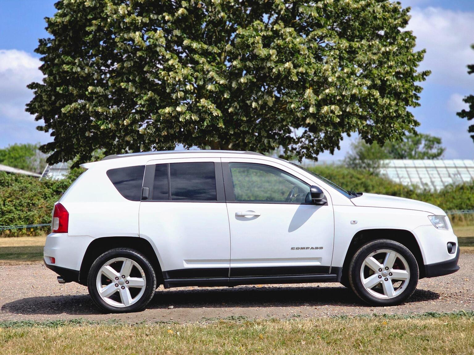 2012 Jeep Compass image 4