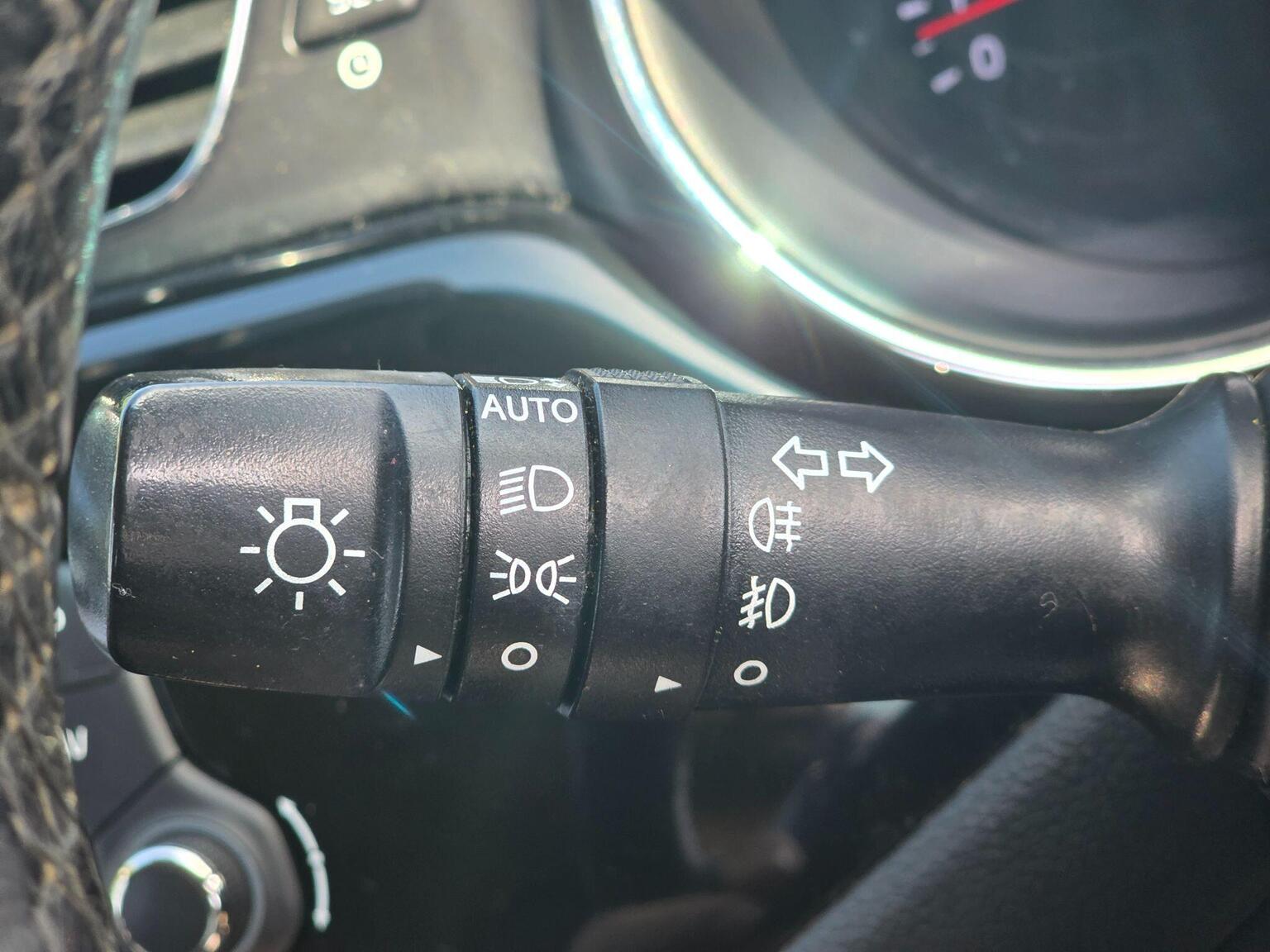 2014 Kia Ceed image 31
