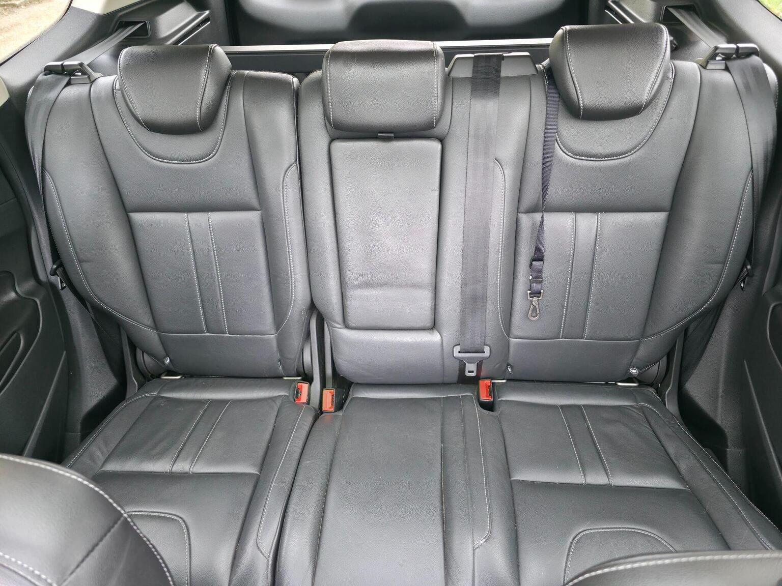 2014 Ford Kuga image 31