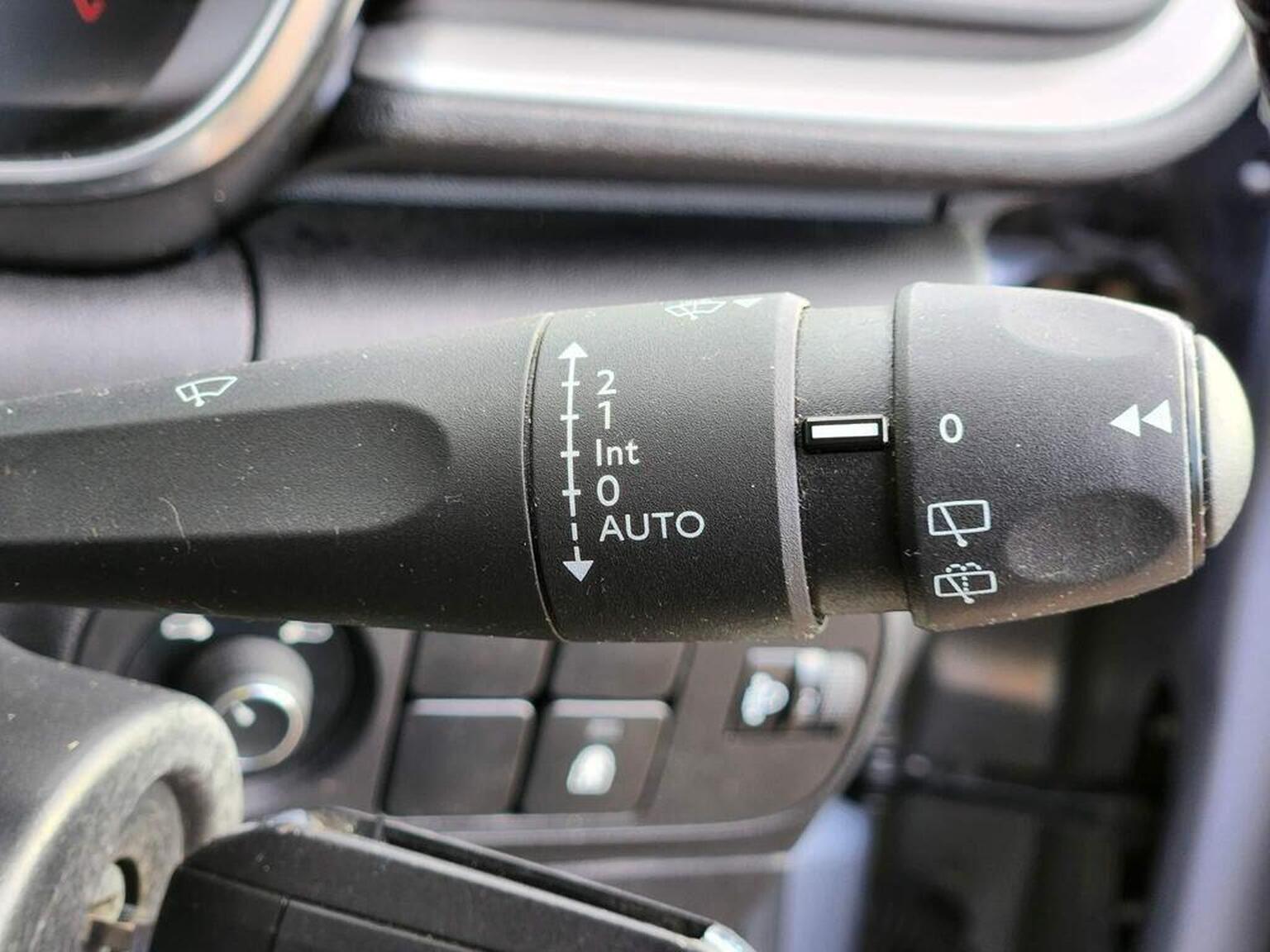 2021 Citroen C3 image 21