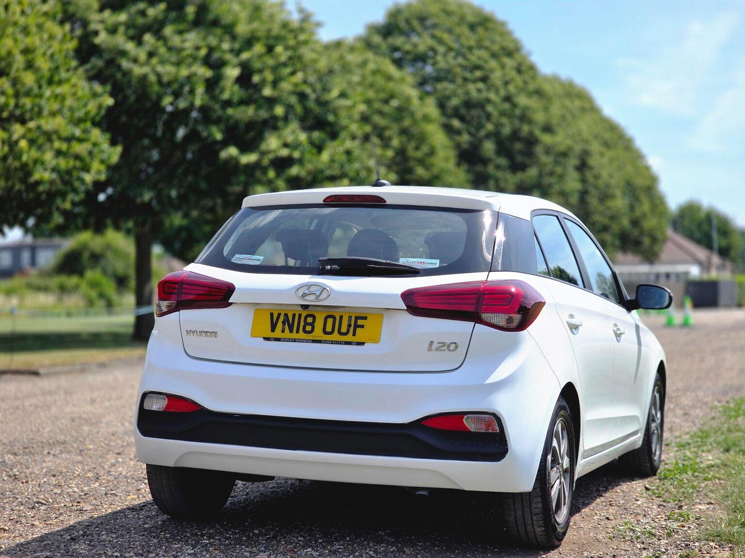 2018 Hyundai i20 image 7