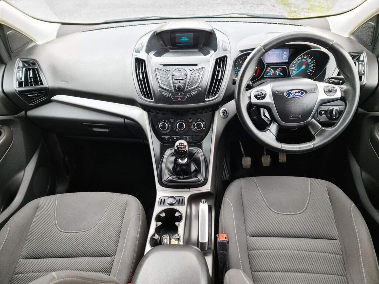 2015 Ford Kuga image 22