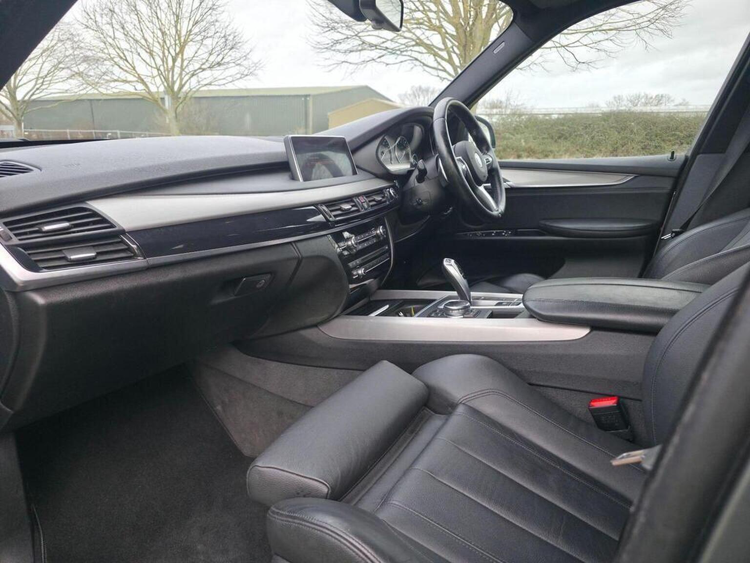 2016 BMW X5 image 27