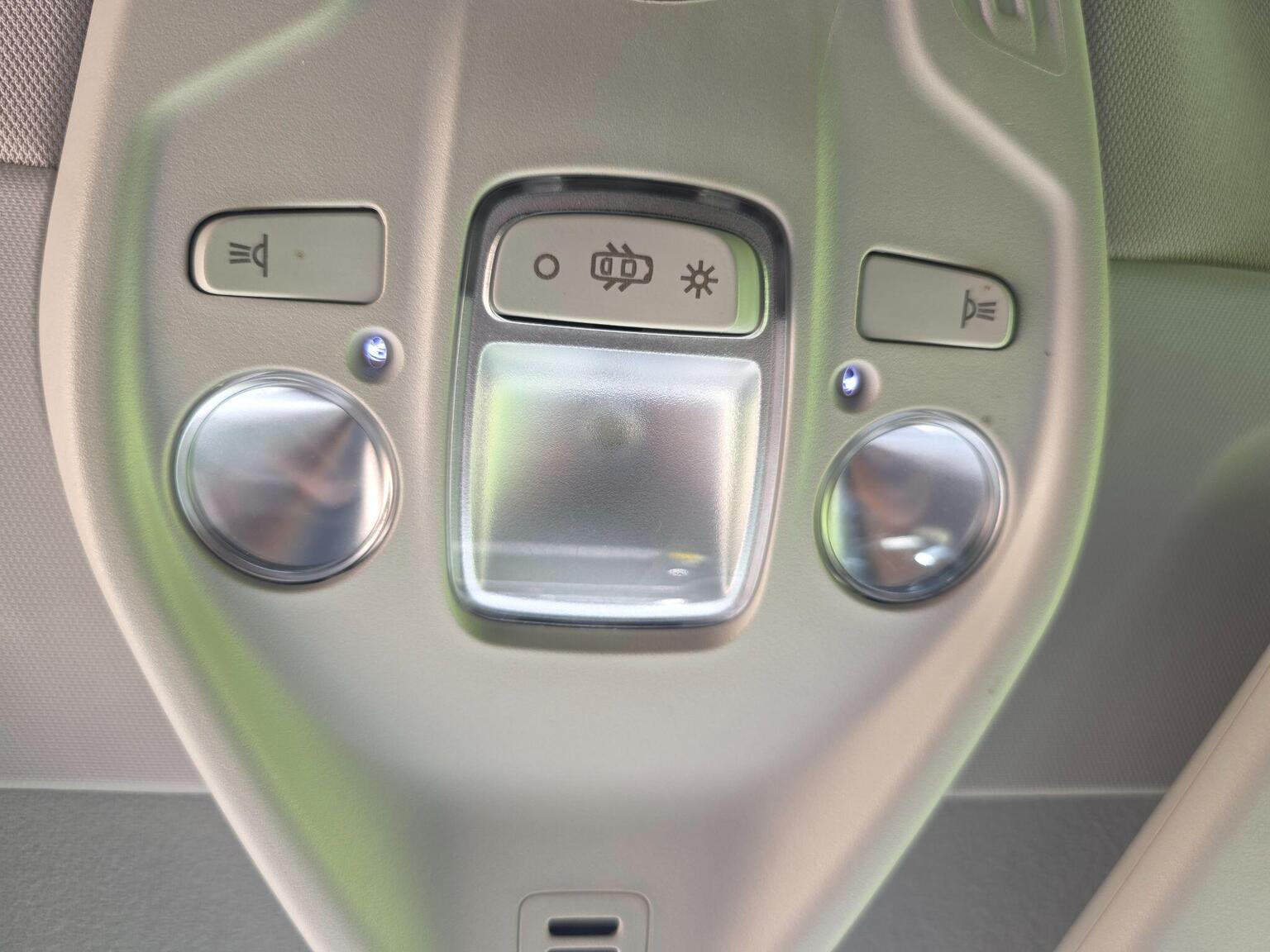 2016 Citroen Grand C4 Picasso image 40