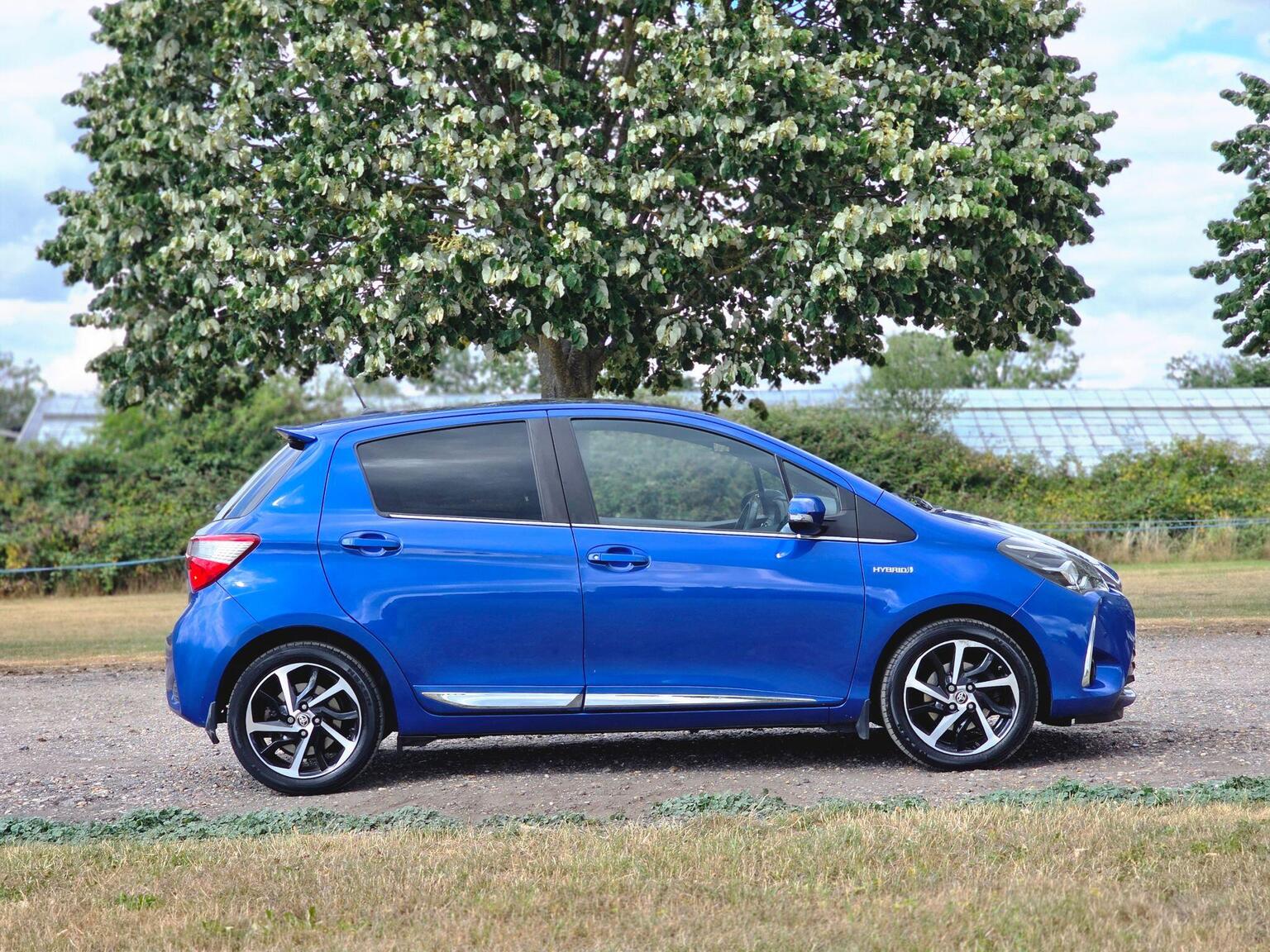 2019 Toyota Yaris image 3