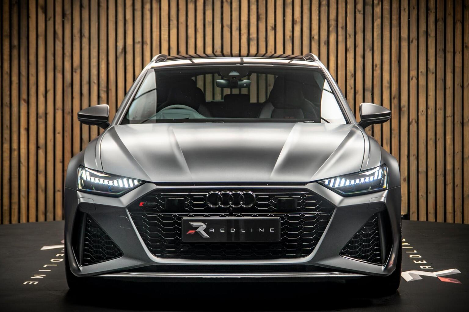 2025 Audi RS6 Avant Performance Carbon Vorsprung — photograph 5