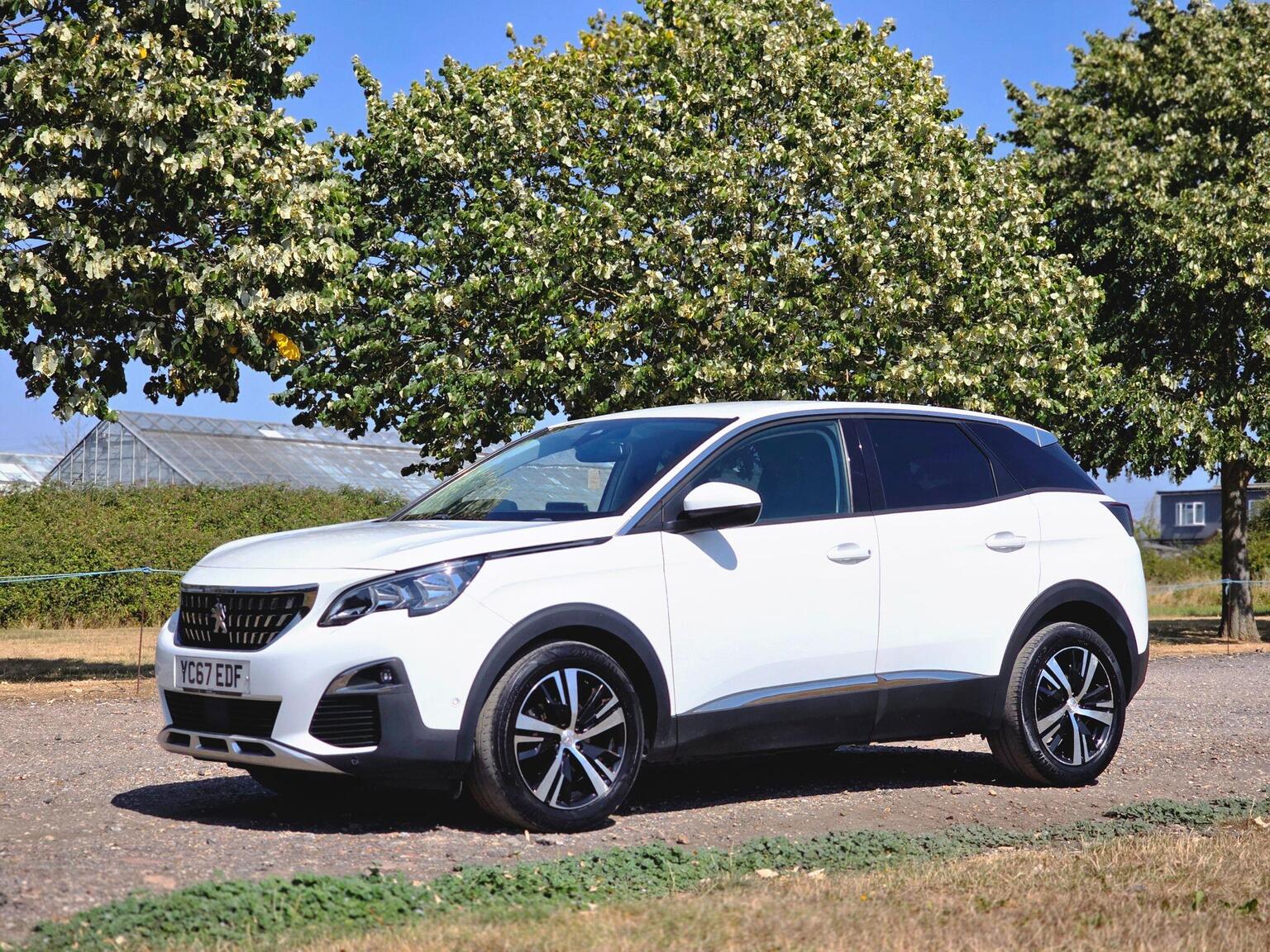2017 Peugeot 3008 image 17