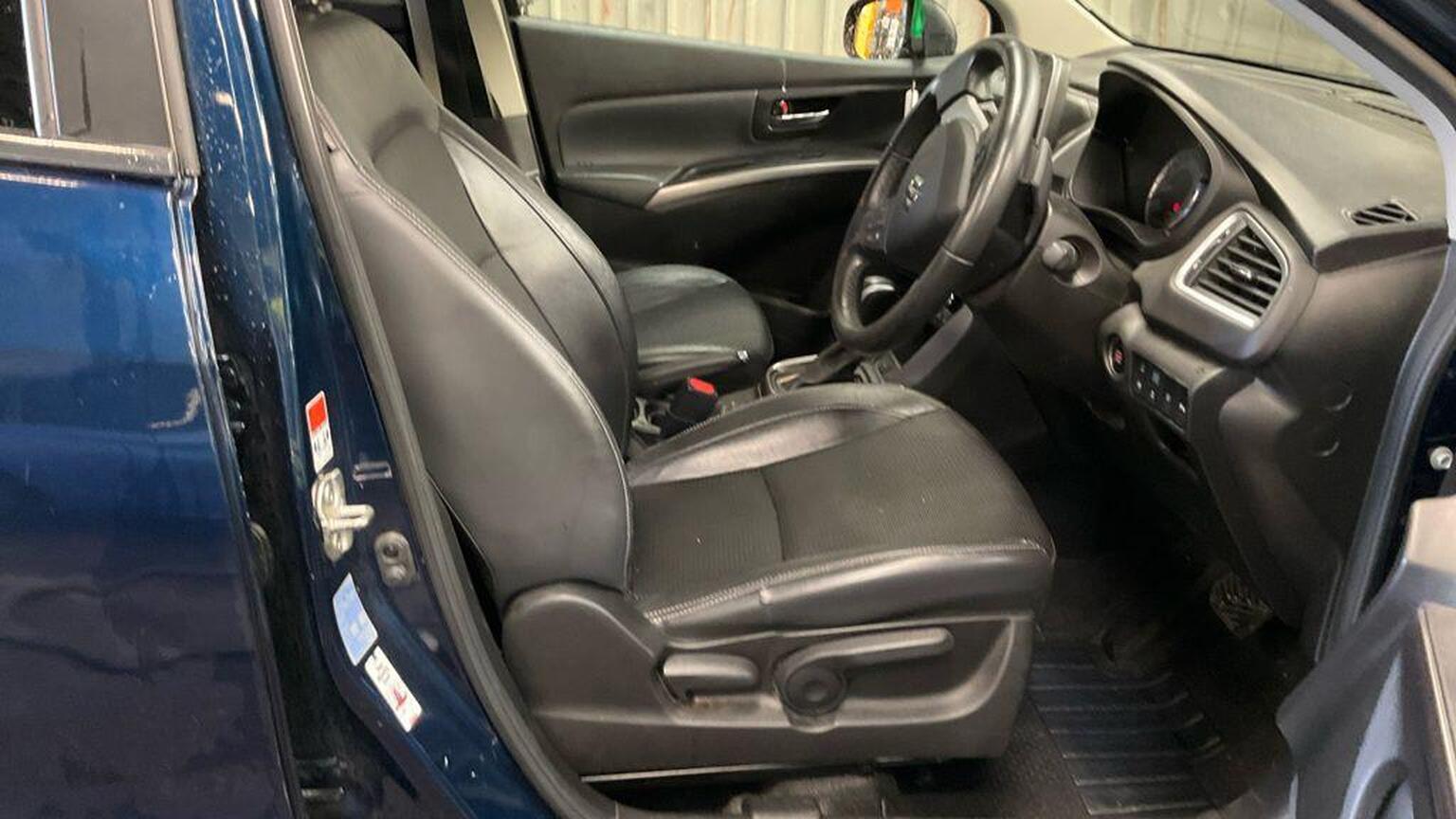 2023 Suzuki S-Cross image 12