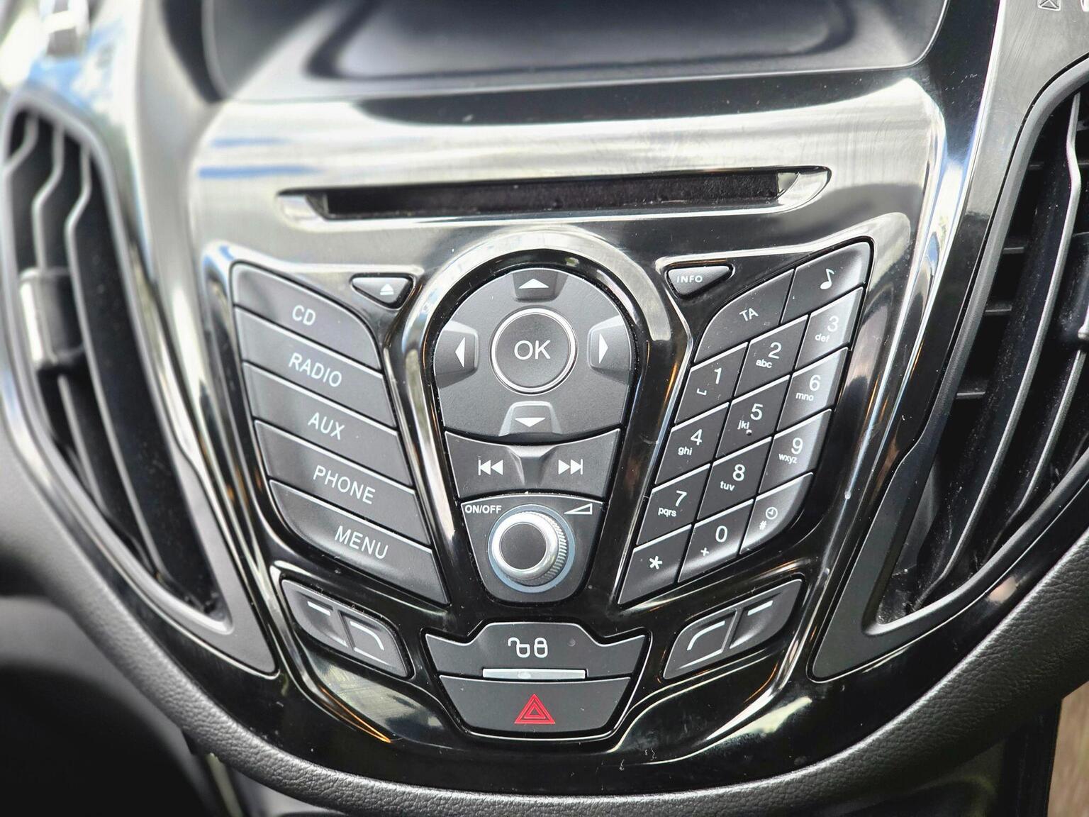 2015 Ford B-Max image 40