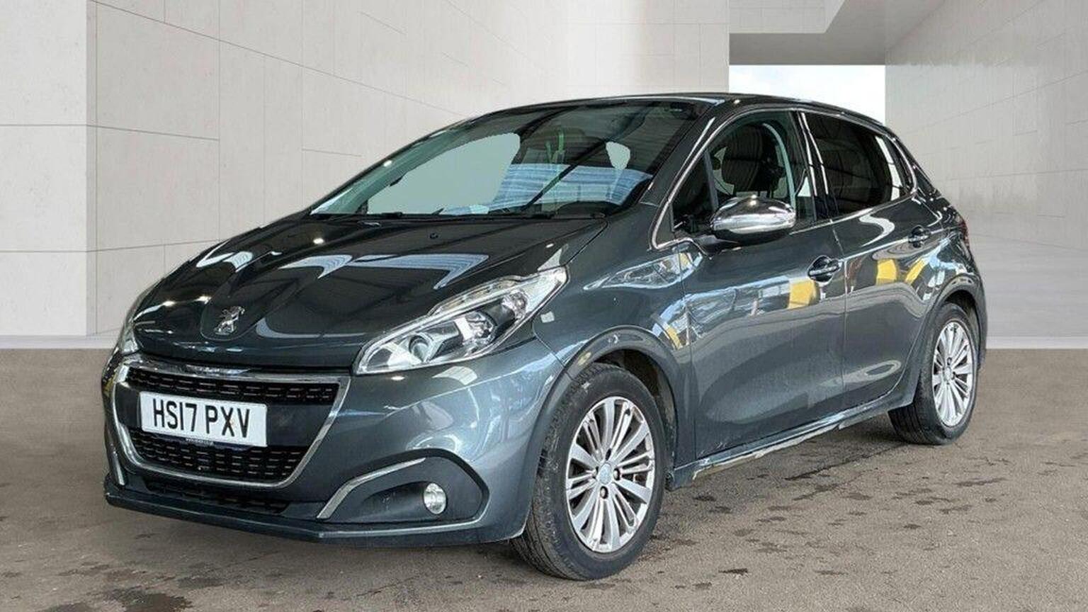 2017 Peugeot 208 image 7