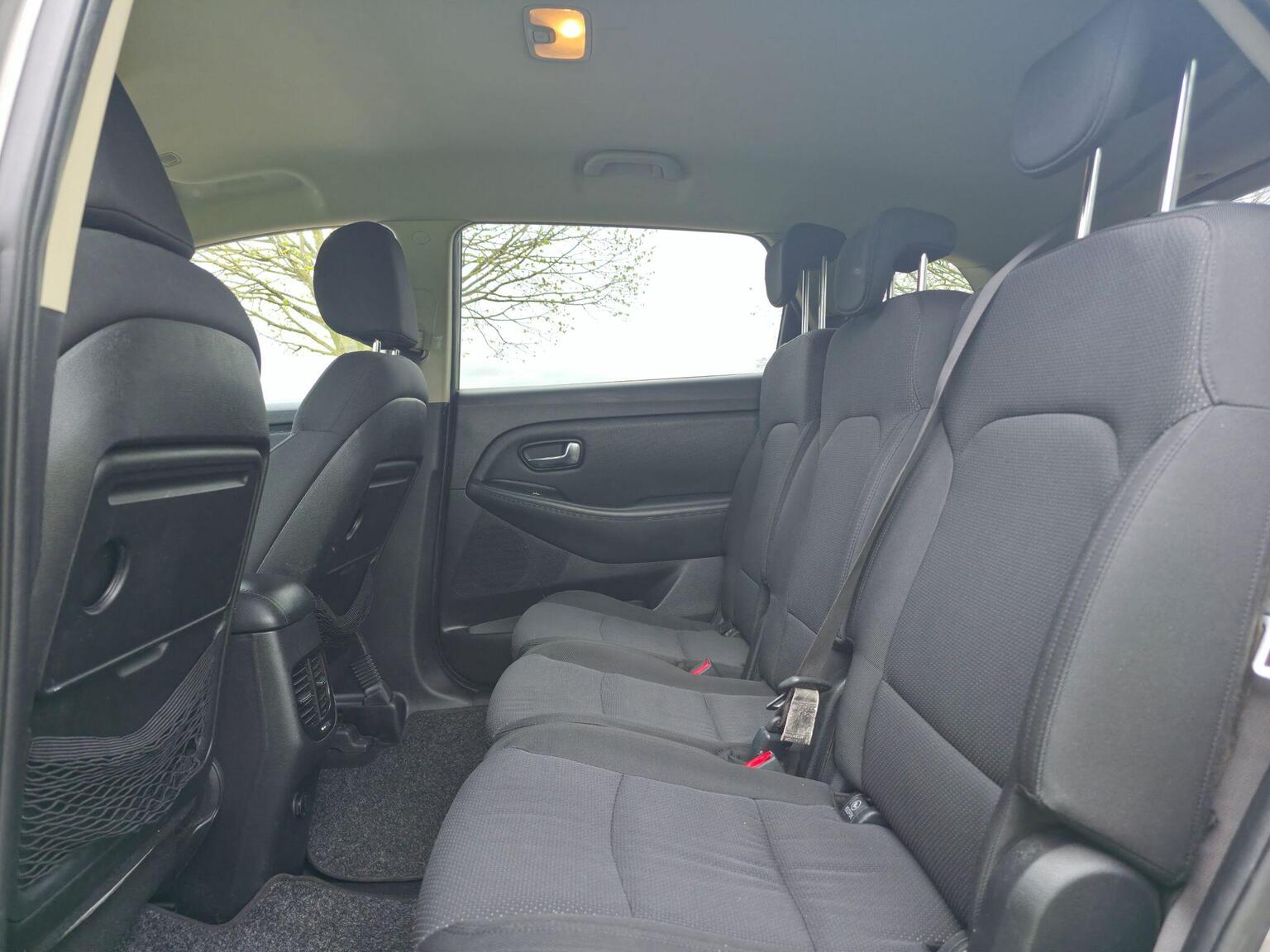 2013 Kia Carens image 23