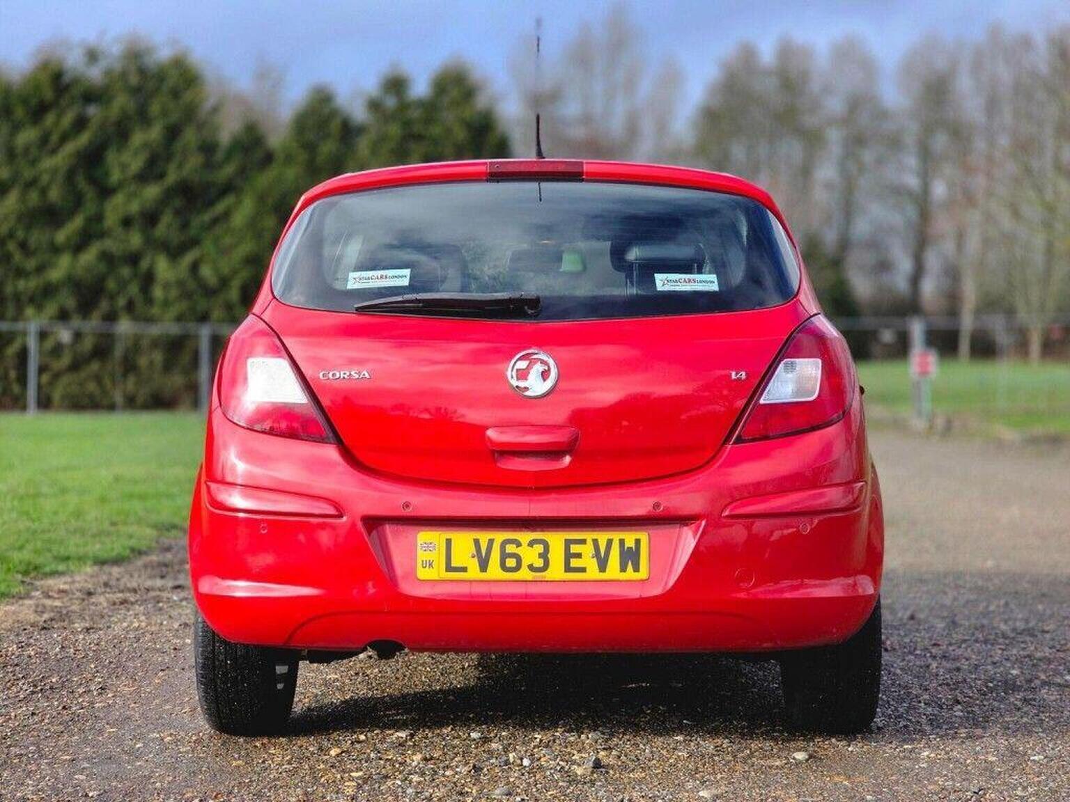 2013 Vauxhall Corsa image 8