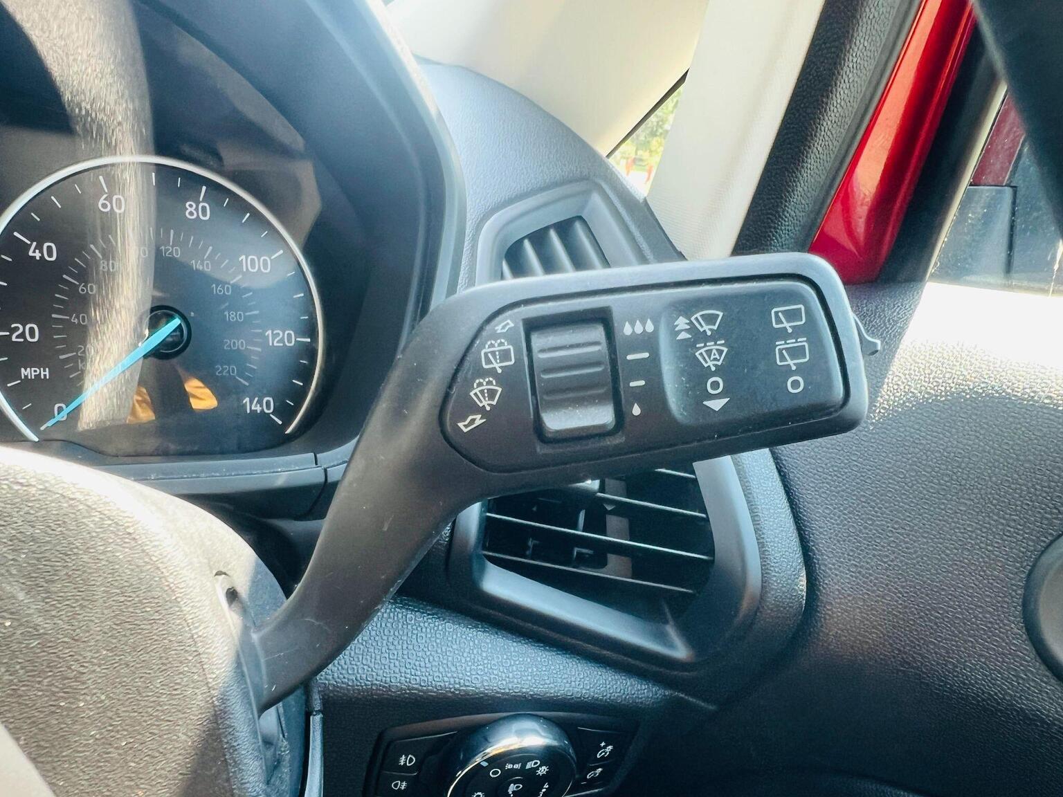 2018 Ford EcoSport image 37