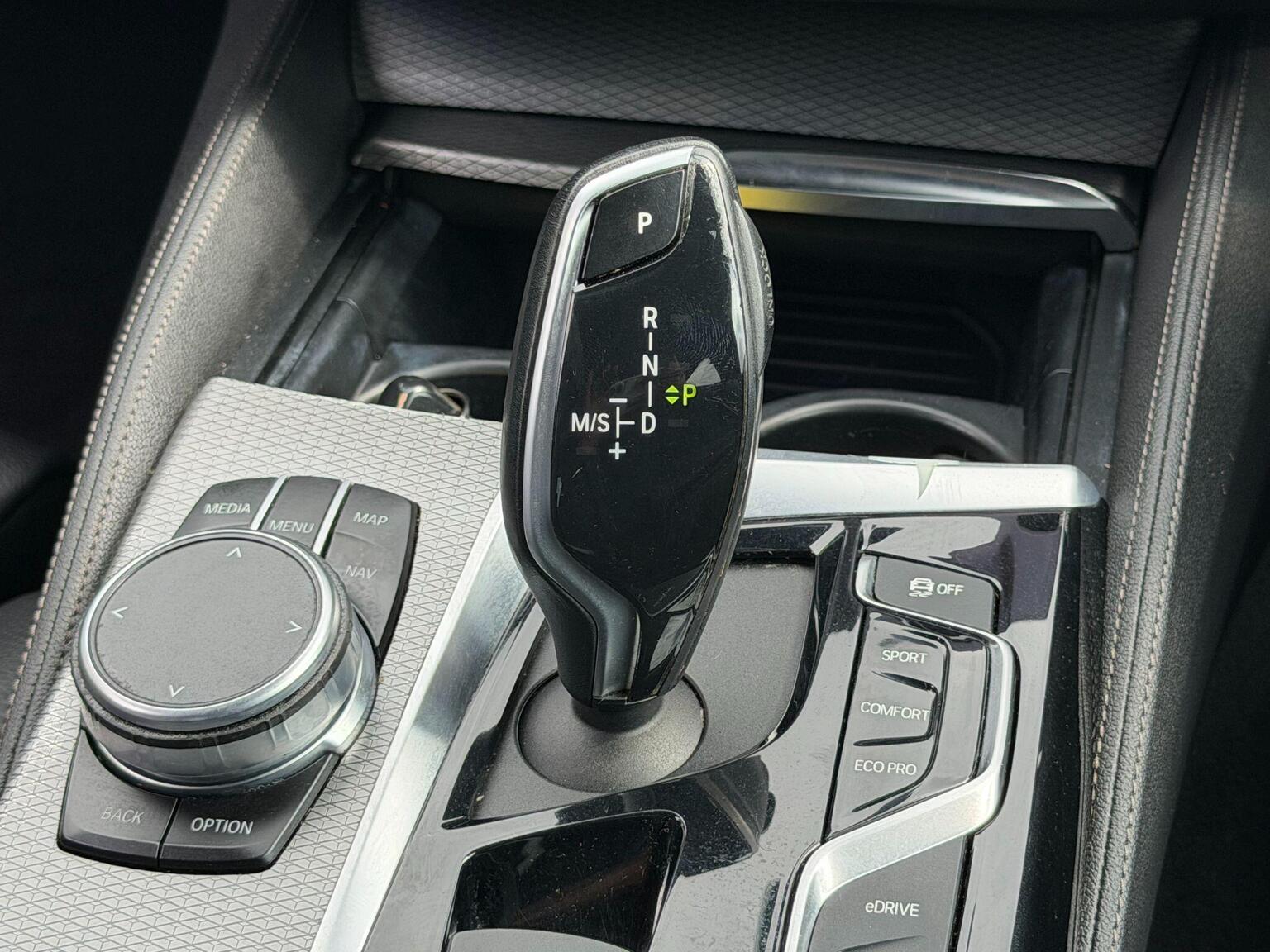 2019 BMW 5 Series image 45