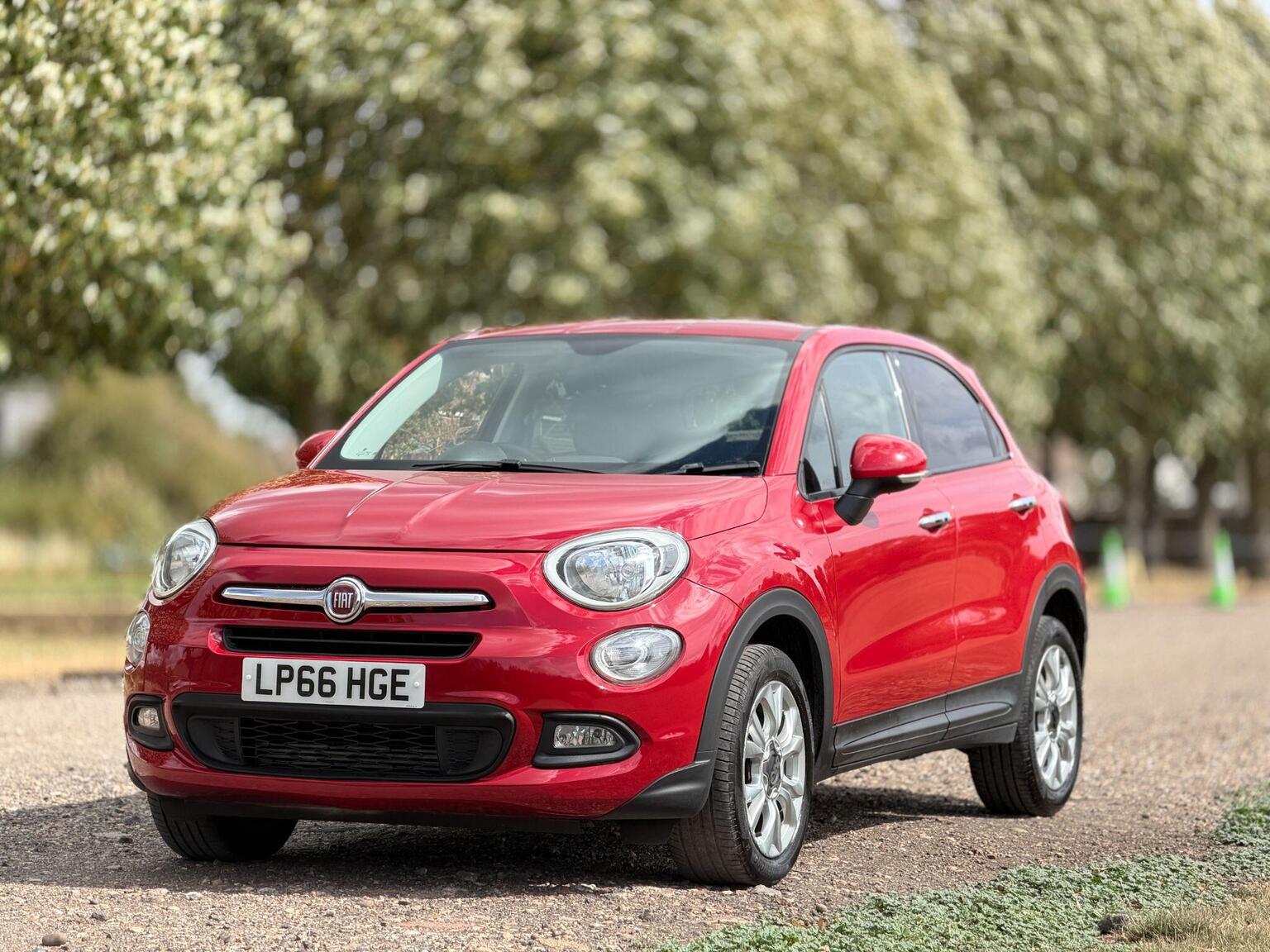 2016 Fiat 500X image 17