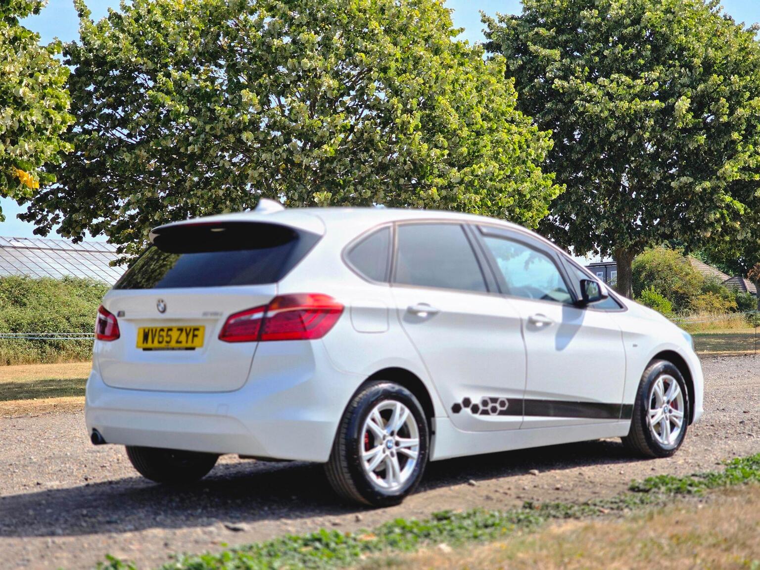 2015 BMW 2 Series Active Tourer image 7