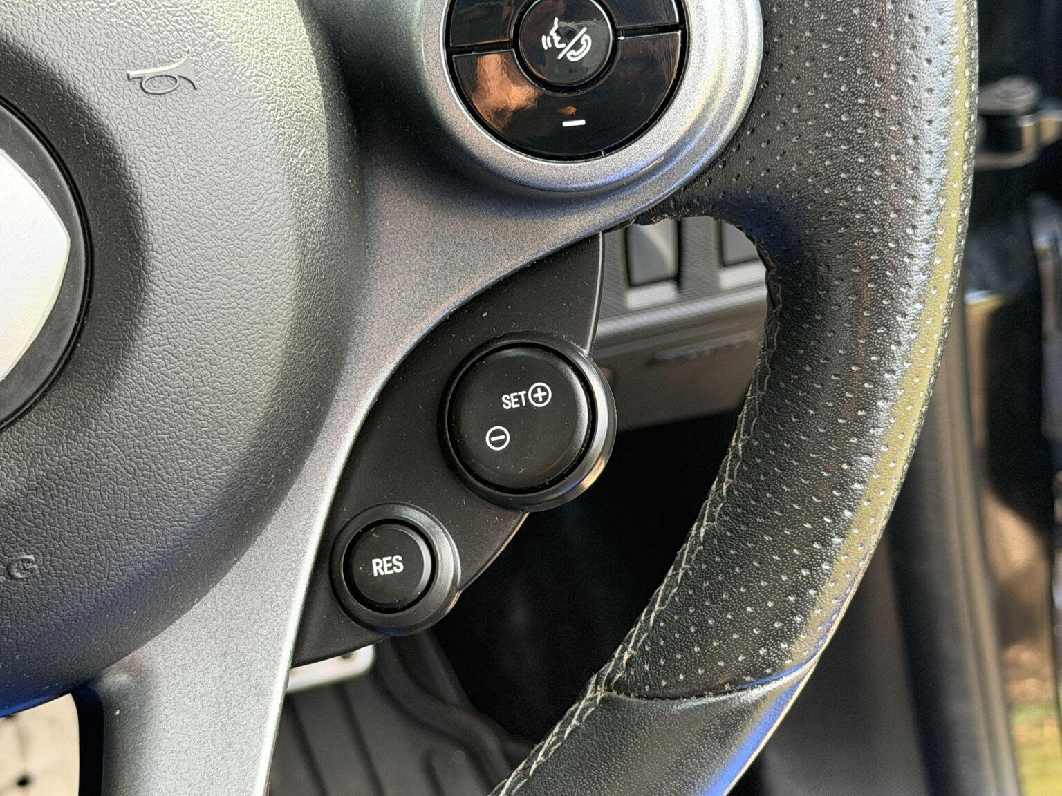 2017 Smart forfour image 38