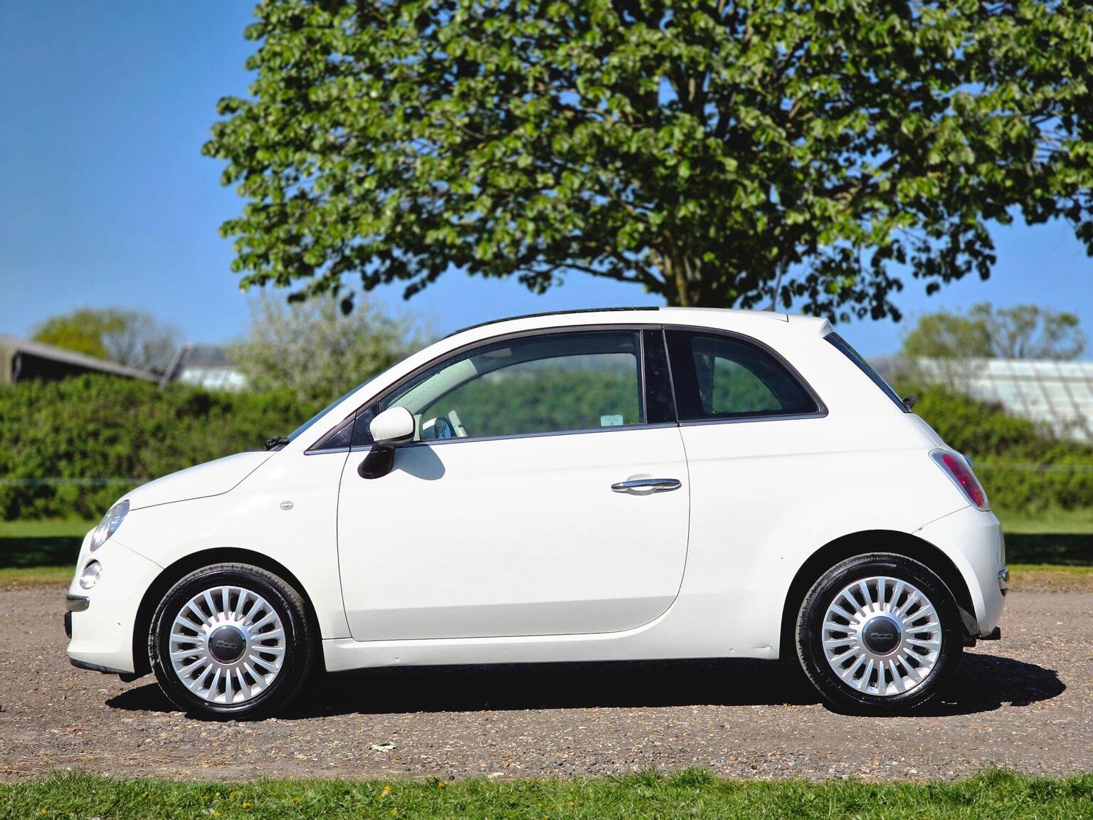 2012 Fiat 500 image 13