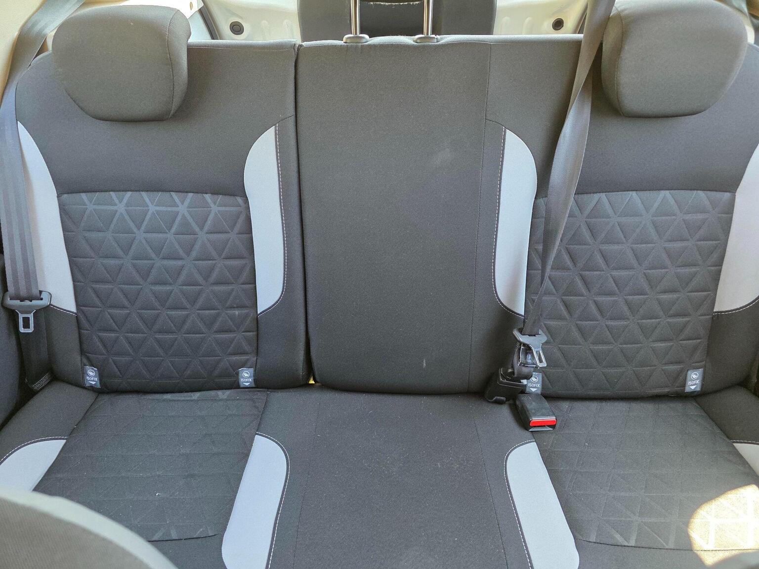 2013 Dacia Sandero Stepway image 34