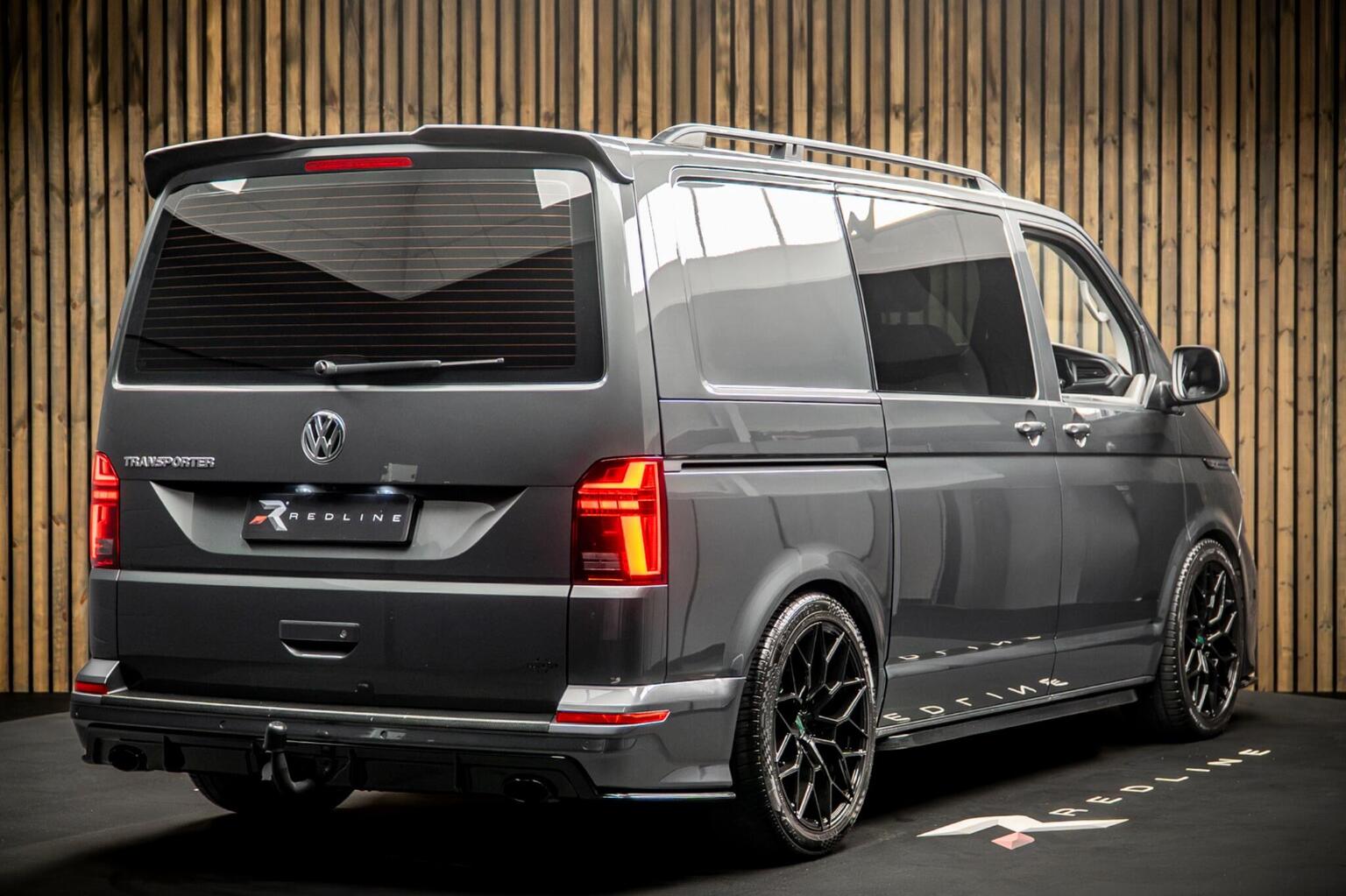 2022 Volkswagen Transporter T32 Highline FWD SWB — photograph 3