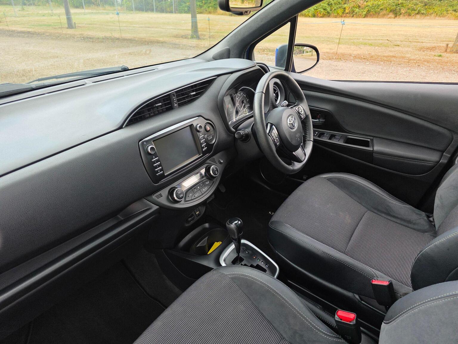 2019 Toyota Yaris image 29